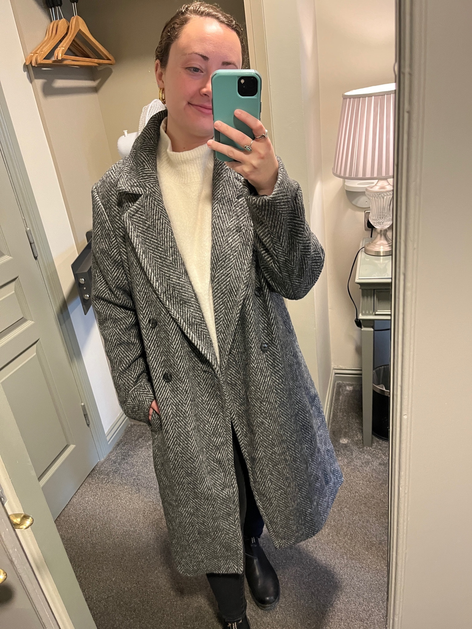 Galway Ireland outfit

#LTKSeasonal #LTKtravel #LTKeurope