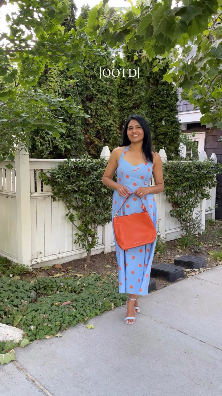 Never a bad time for polka dots, yesono?? And this unusual color duo?? I’ll take it 🩵🧡
.
.
.
.Outfit is linked here 👇
.
.
.
#outfitideas #outfitinspo #springsummerdresses