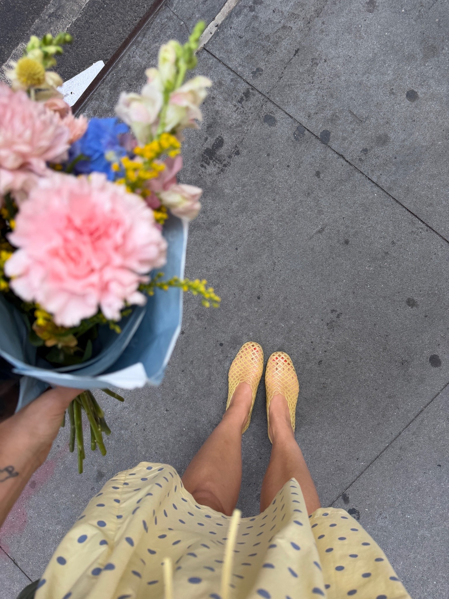 Butter yellow jelly flats

#LTKSeasonal #LTKMidsize #LTKPetite