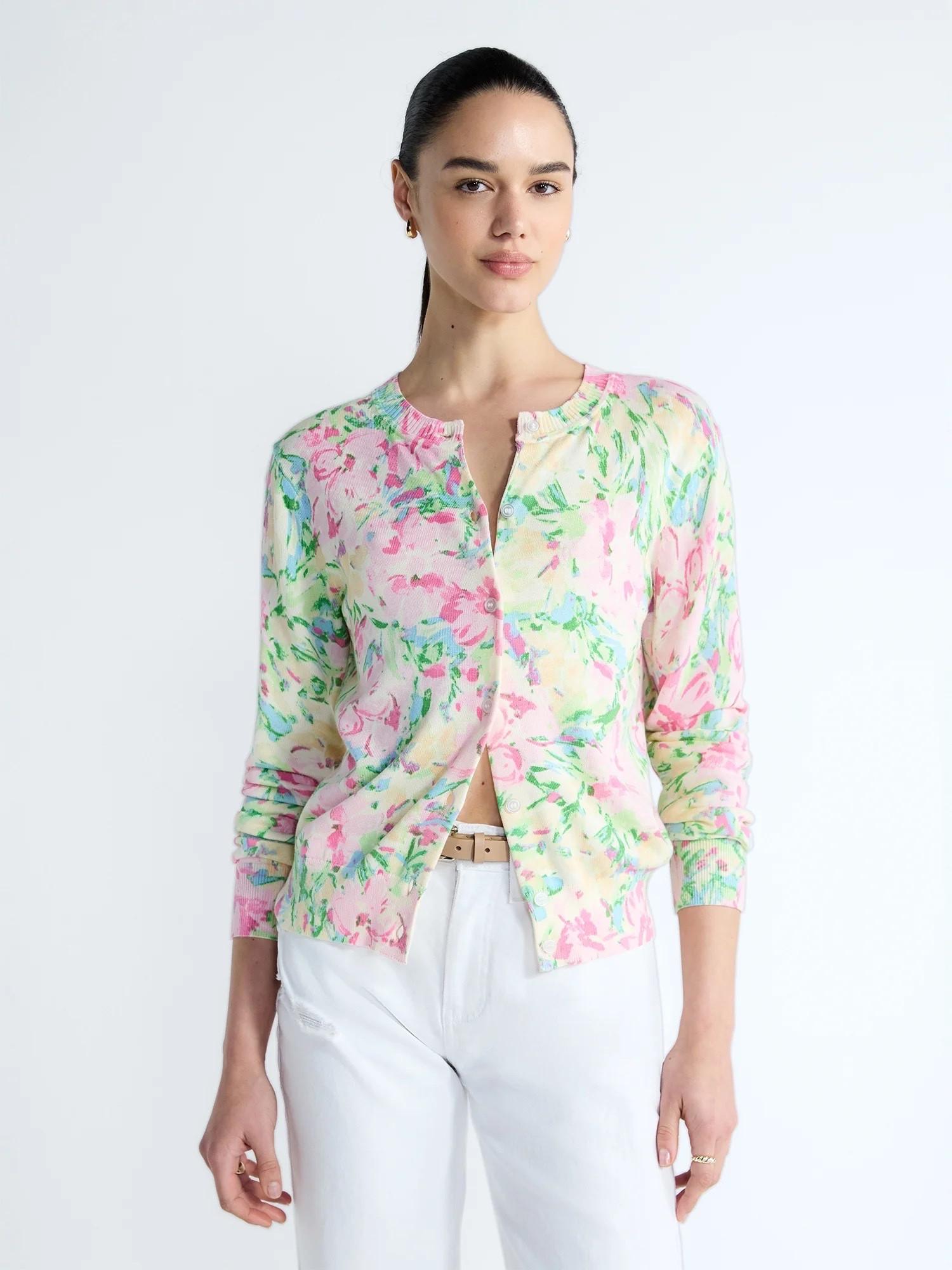 RUN!!!! The floral cardigan is in stock! But will sell out so fast!

#LTKootd #LTKmomlife