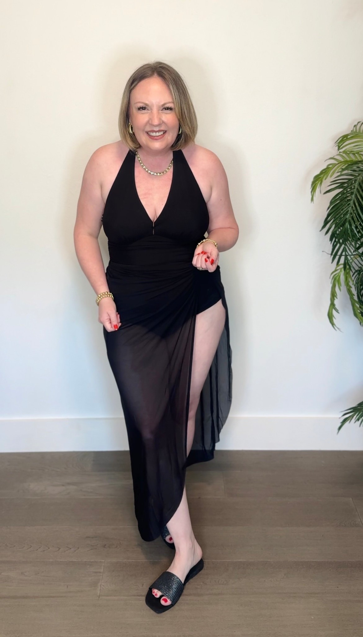 Size large in this swim set that has built in shapewear 🙌 use code KELLI to save!

#LTKSwim #LTKSaleAlert #LTKMidsize