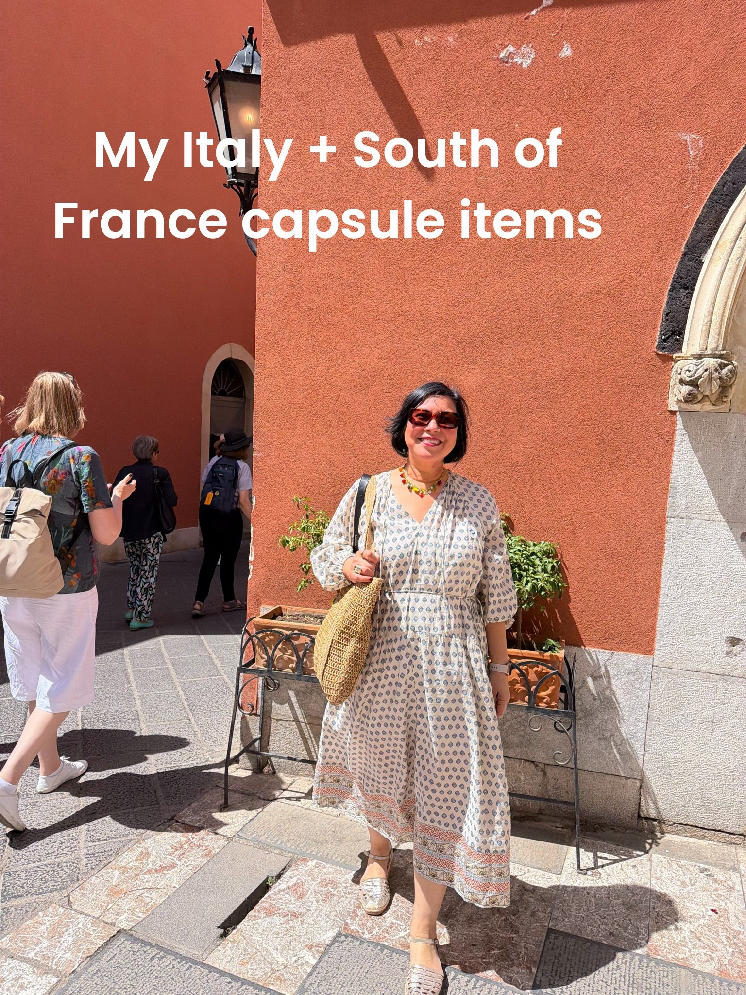 🇮🇹 What I Packed for 10 Days in Italy + the South of France 🇫🇷

These are the pieces that made the cut for Rome, Sorrento, Taormina, Florence, and Provence—all packed in a carry-on.

My goal is always the same: versatile pieces that can be mixed, matched, layered, and reworn throughout the trip.

I’ve linked the exact items (or similar alternatives) from my travel capsule here