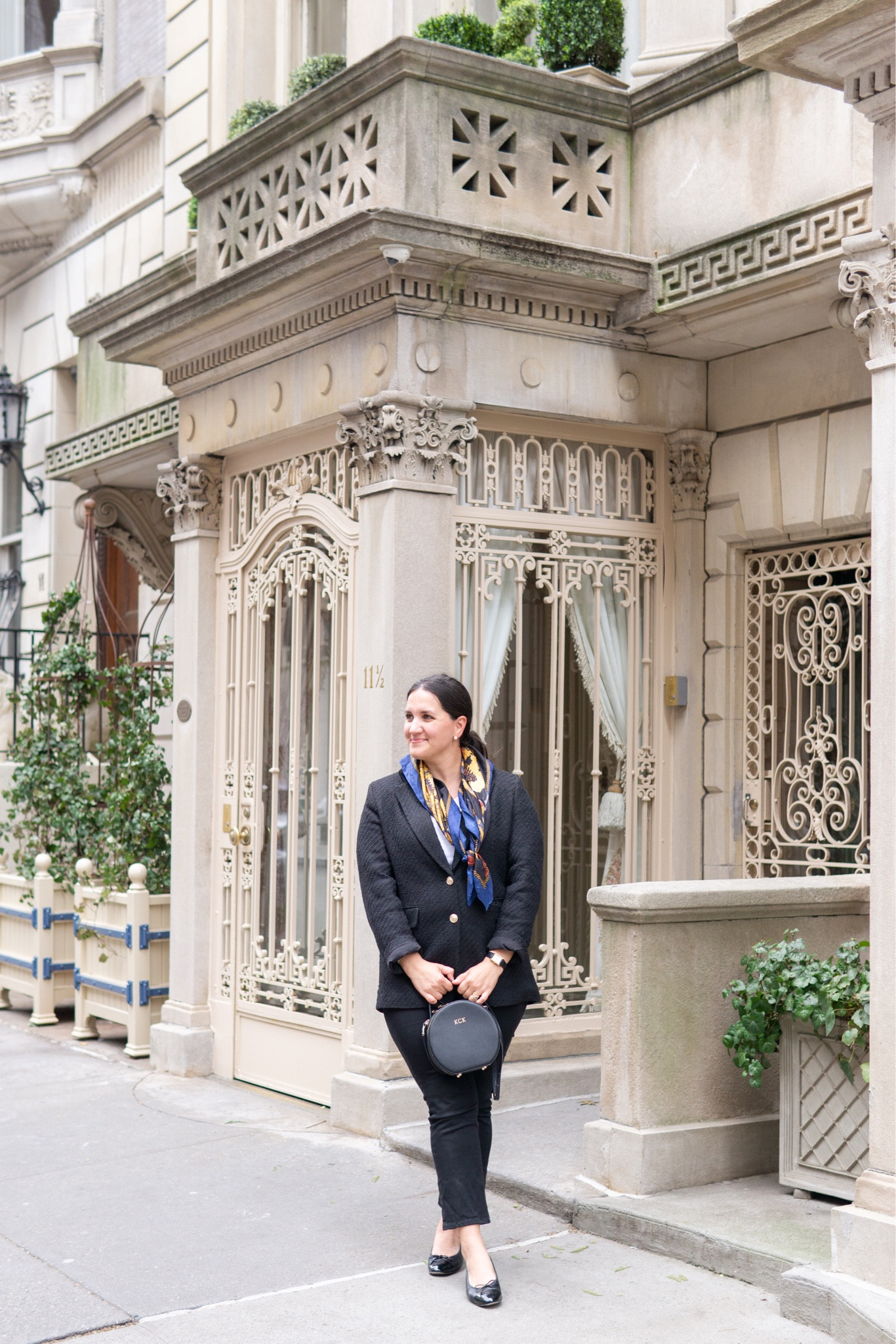 Feeling at home on the Upper East Side! 🍎

On the blog, I share some of my favorite classic NYC bars and restaurants. These spots are a part of the city’s history and are always worth a visit. 🍔🍸

For blog post and outfit details, click the link in my profile. ❤️



#LTKstyletip #LTKunder100 #LTKtravel