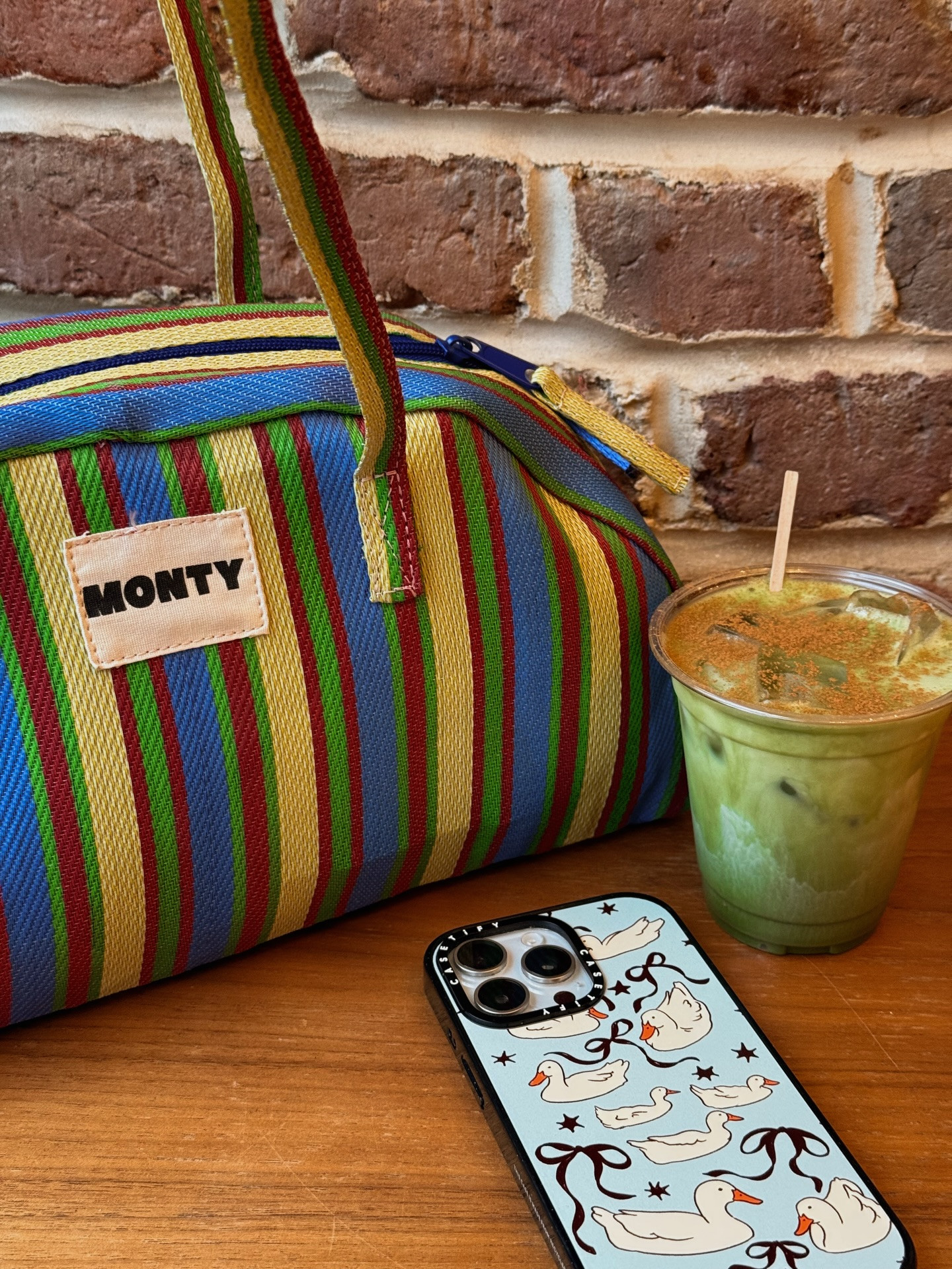 I love my phone case 🎀🪿

Phone case, purse, colorful purse, statement purse, statement accessory, casetify

 

 #LTKdayinmylife