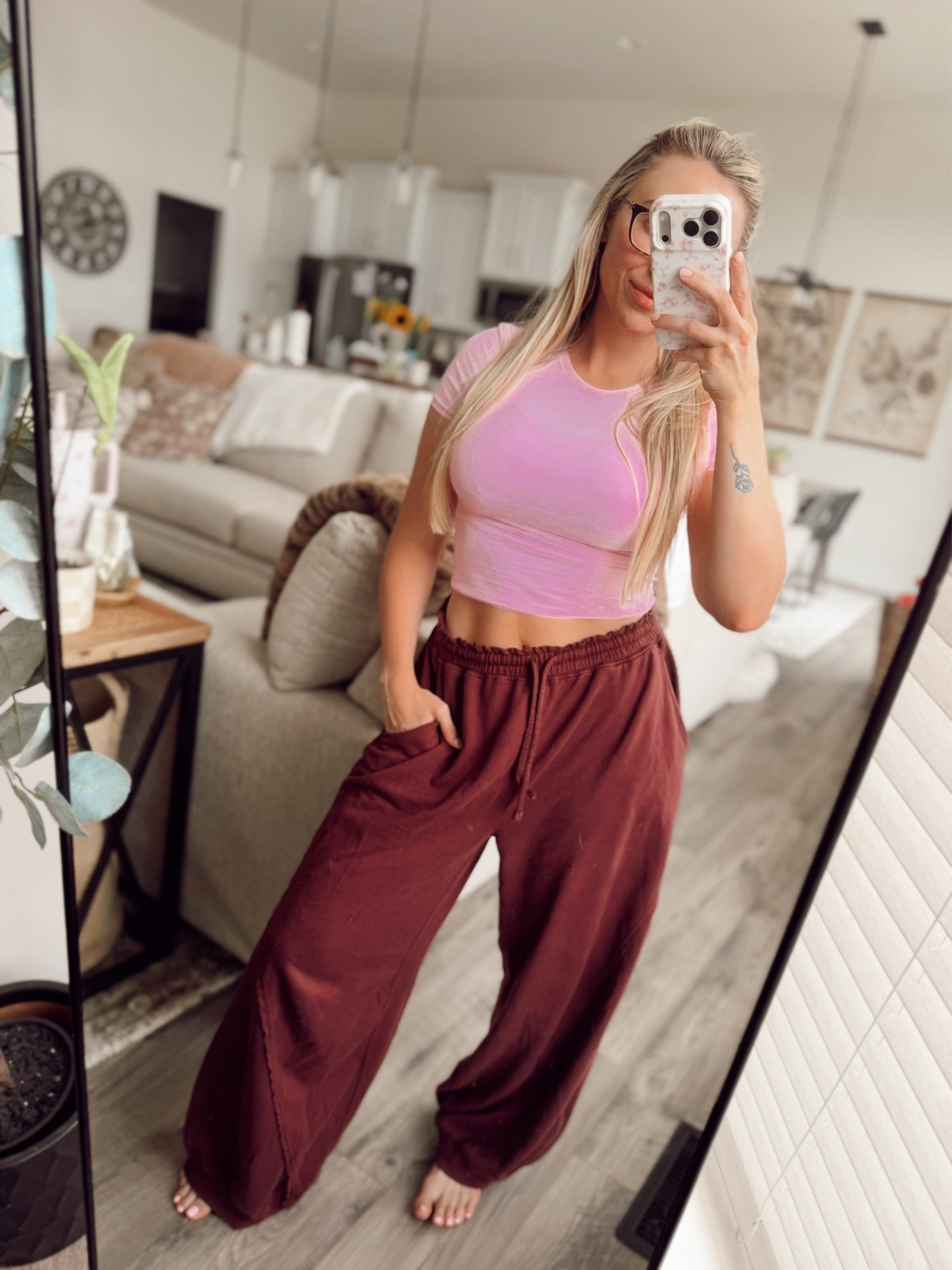 XS pants + Small Shirt @Aerie 🩷💫

#LTKootd #LTKmomlife #LTKBump