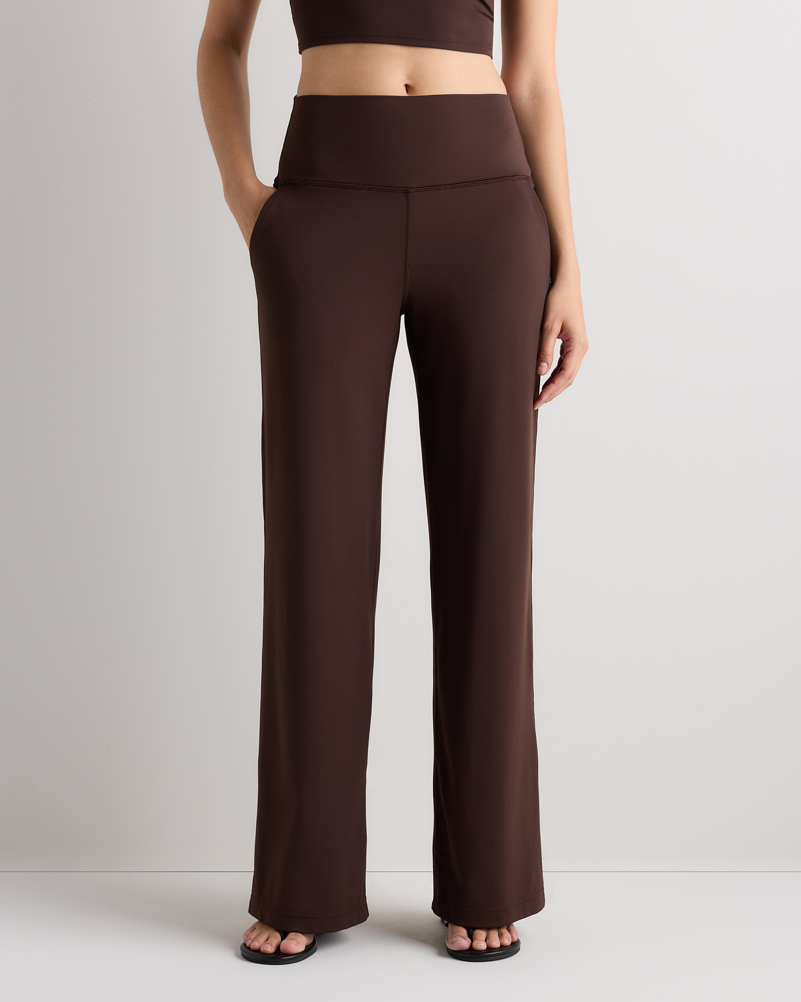 Quince | Women's Ultra-Form High-Rise Wide Leg Pants in Deep Navy, Size Large, Nylon/Spandex | Quince