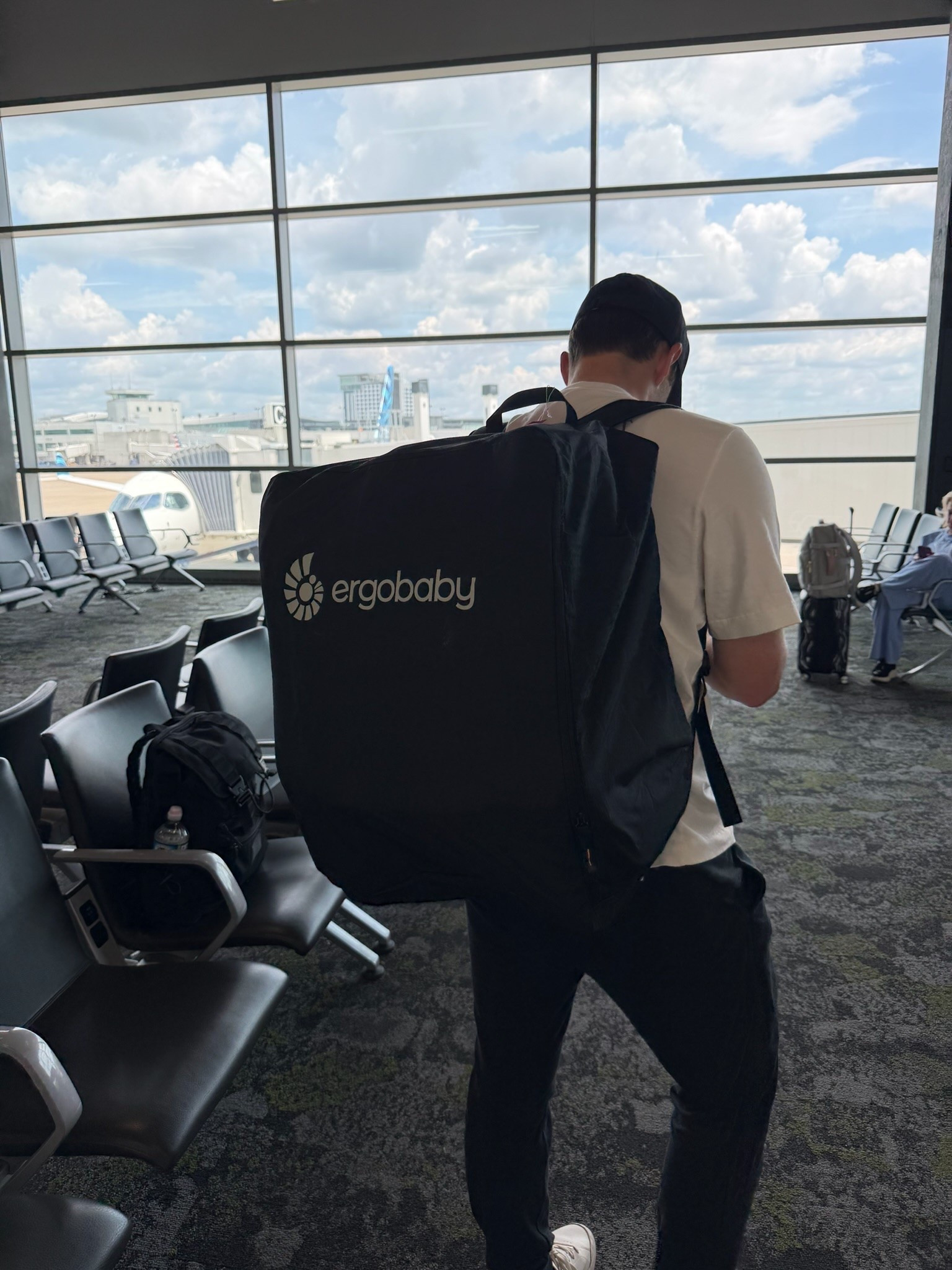 Toddler travel essential must haves. Best stroller carrying case. Love that this feels secure and can wear as a backpack, seriously a life saver! ✨




toddler travel, travel essentials, baby finds, toddler finds, amazon finds, travel favorites