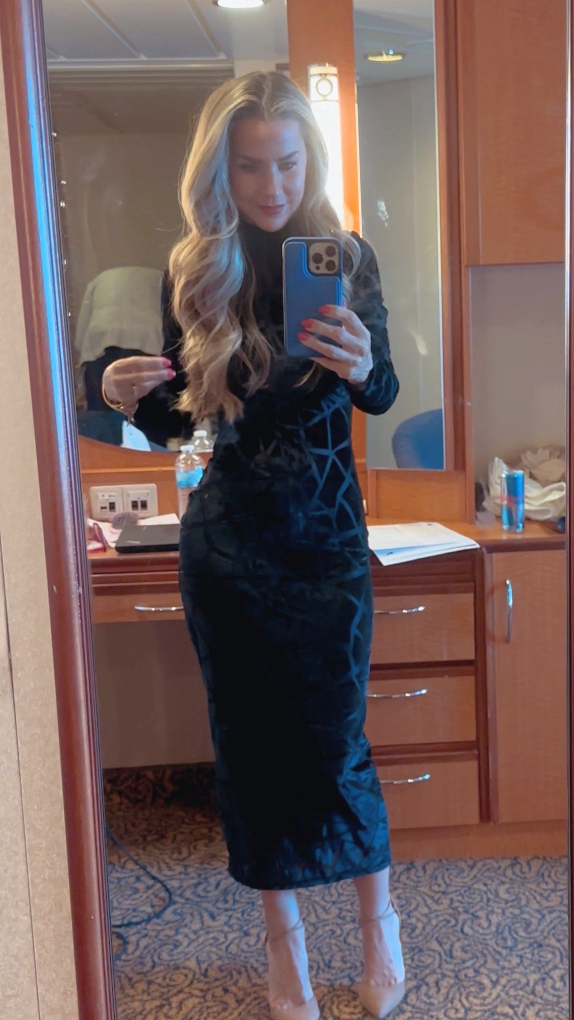 Love this sheer, mesh bodycon dress from Amazon 🥰😍

#LTKOver40 #LTKPetite #LTKFindsUnder50