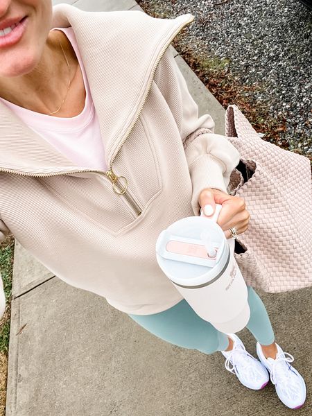 Loverly Grey’s ootd! Giftable pieces for her! Loverly Grey is wearing an XS in the Varley pullover and 4 in the Lululemon pieces

#LTKfit #LTKstyletip #LTKGiftGuide