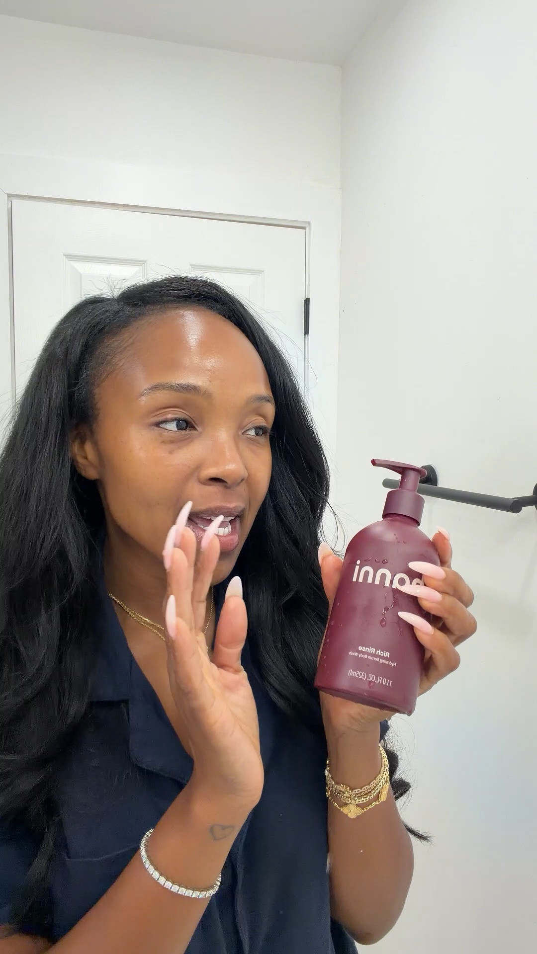 Scroll to shop! ✨ Hanni favorites. Everything is linked below.👇🏾

Use my code KIRA20 for 20% OFF!

Desliza para comprar. ✨ Mis favoritos de Hanni.

📲 Download the free LTK app & follow me @kirasfashionfinds to shop all my daily finds.

#LTKSaleAlert #LTKBeauty #LTKselfcare