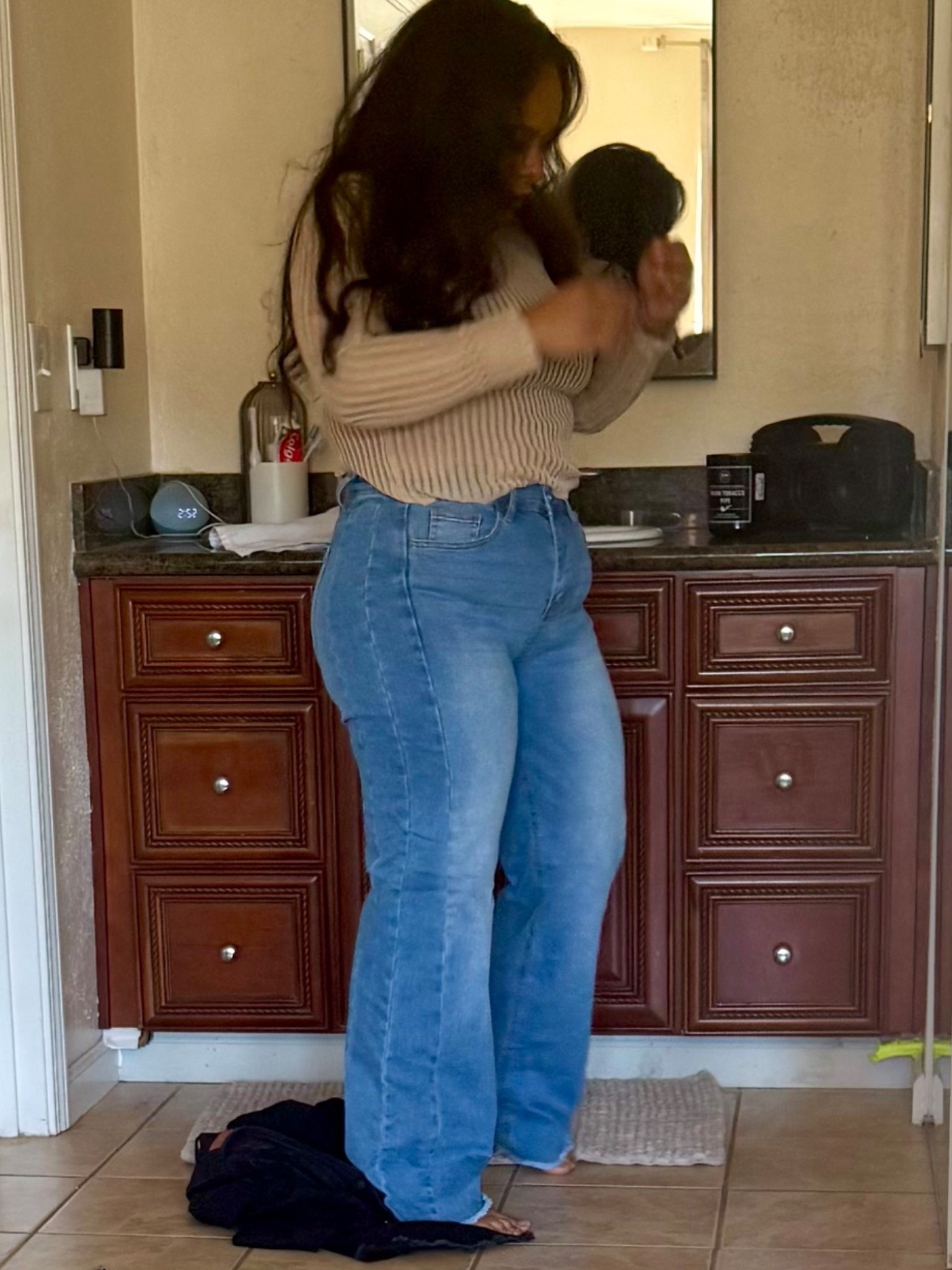 Fall jeans wide leg stretchy jean available in multiple colors. 