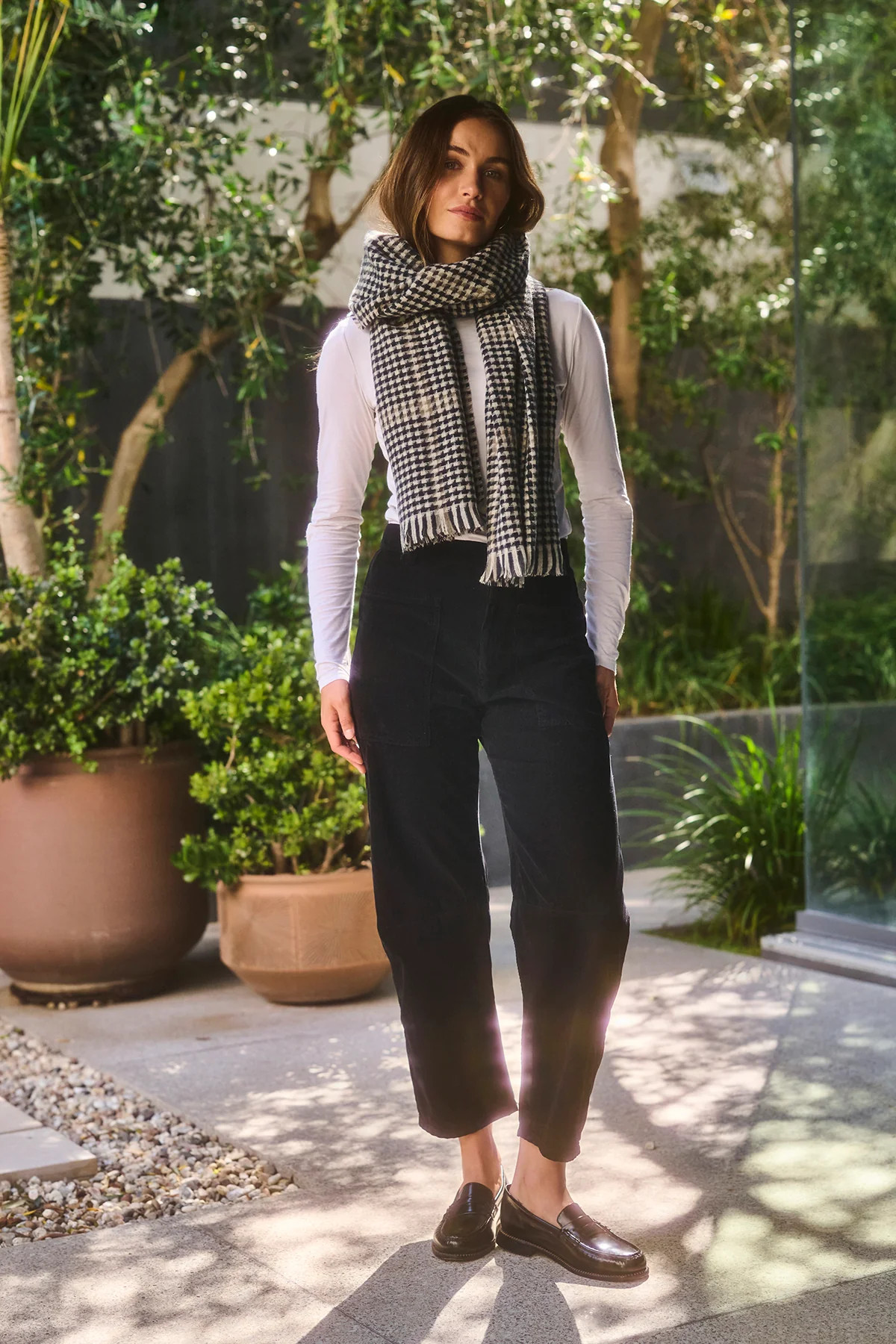 SUE CORDUROY PANT | Velvet by Graham & Spencer