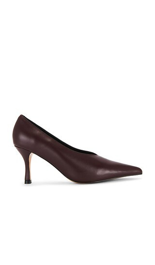RAYE Noa Pump in Burgundy. - size 6.5 | Revolve Clothing (Global)