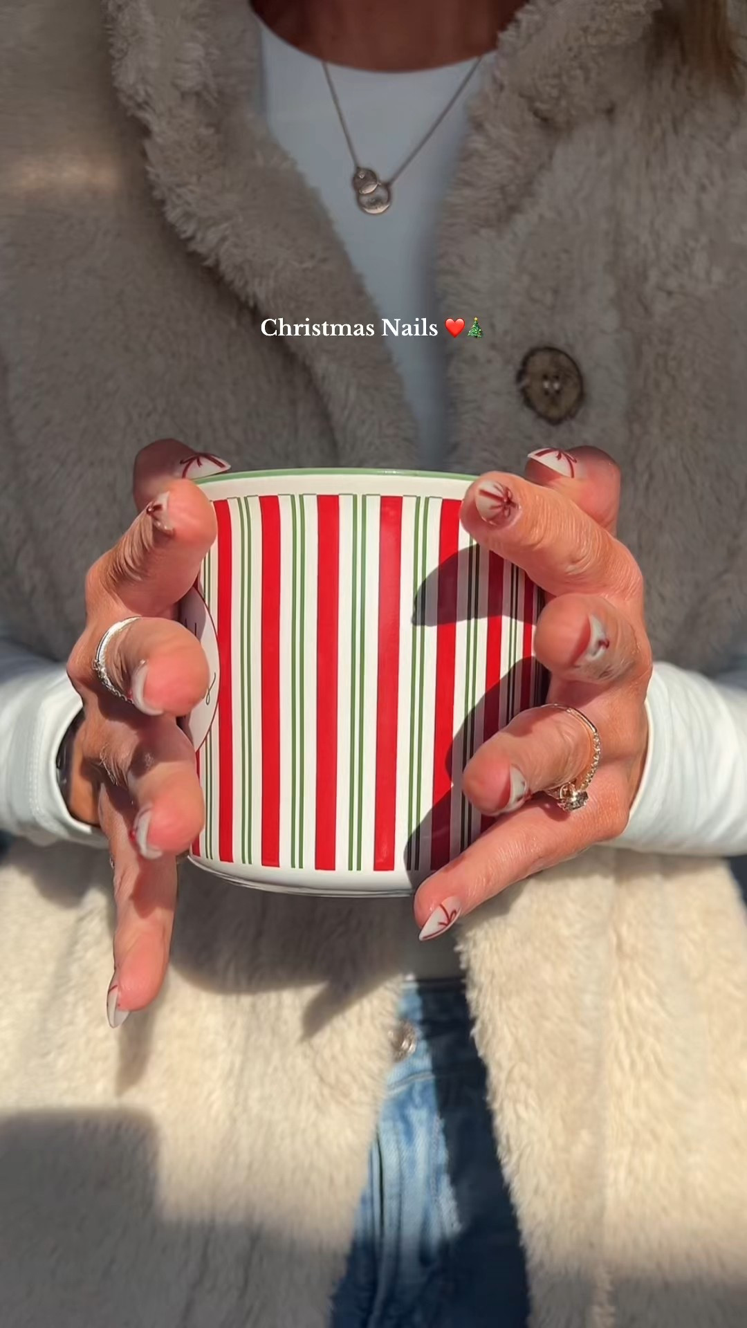 Taking advantage of doing Christmas nails as long as possible!! 🎄❤️😍


#LTKselfcare #LTKHoliday #LTKFindsUnder50