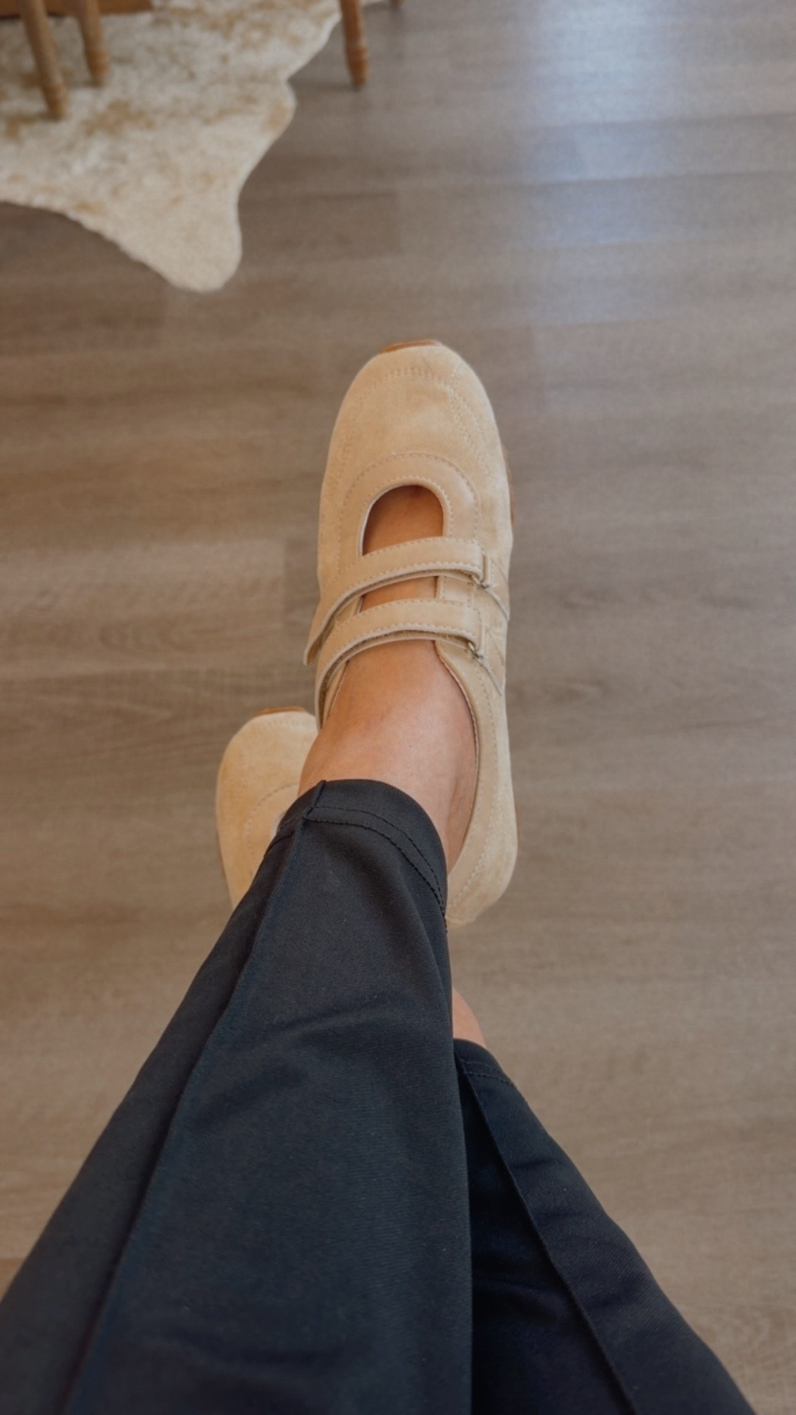 A slow moment in the middle of a busy life.

These retro Mary Janes are giving major vintage vibes in the cutest, most wearable way. And yes—I’d absolutely style them with everything from denim, pants and silk skirts.

They are TTS and are quite comfortable.
