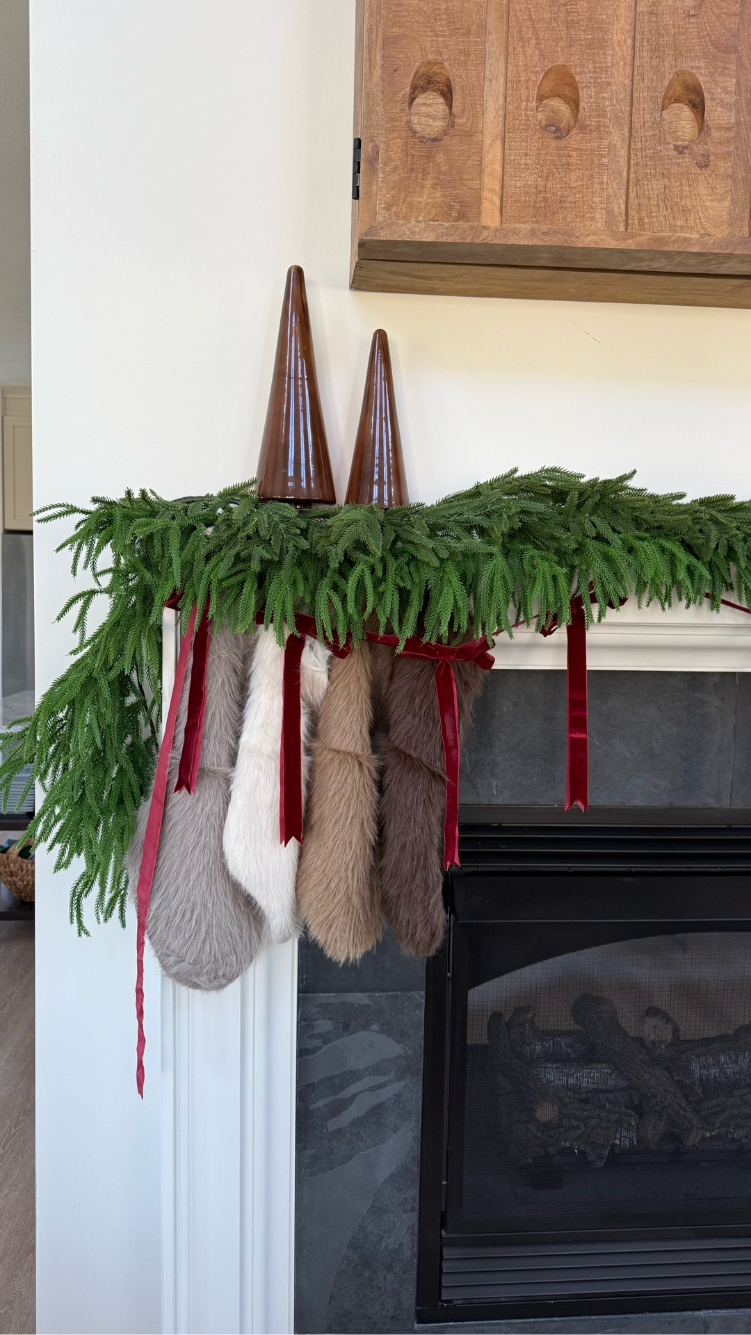 I think our home is completely decorated for Christmas!  Head to my blog for more Christmas inspo and a mini home tour: www.simply40north.com or comment SHOP for most Christmas decorations.  Have a great day!

#whitehouse #homedecorating #christmasdecor #christmasmagic #christmastreedecorating #christmasinspo

#LTKHome #LTKHoliday