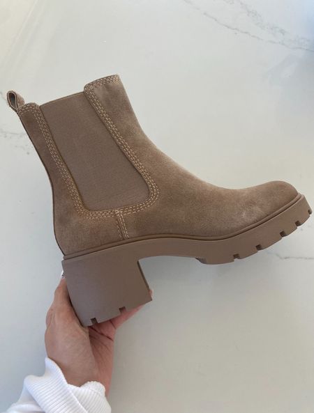 Comfortable boots 