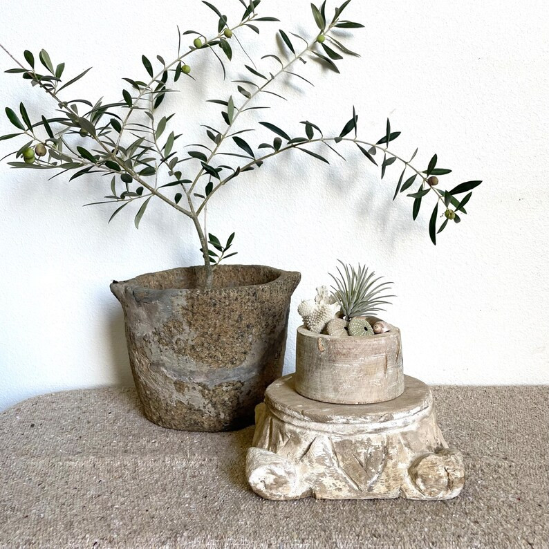 Hand Carved White Chippy Paint Wood Pedestal Riser 8 - Etsy | Etsy (US)