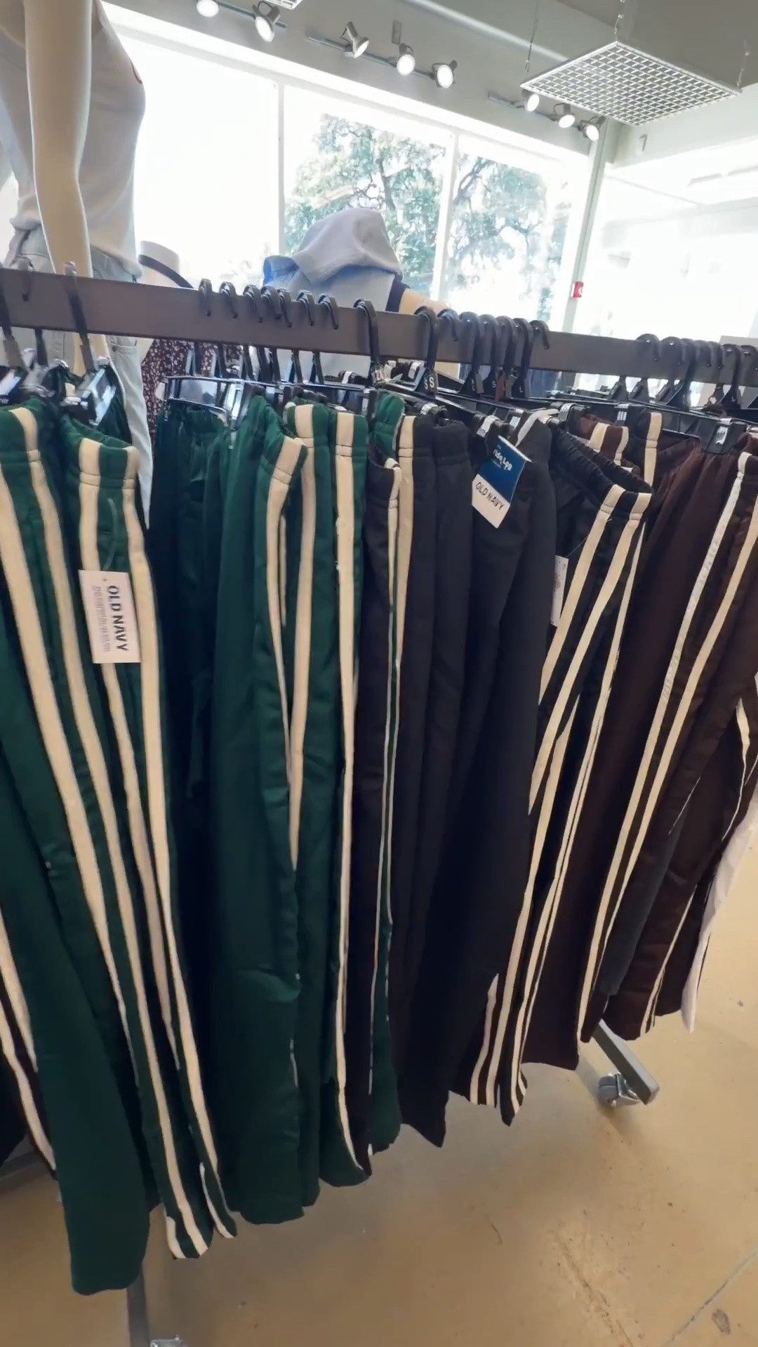 Such a steel! You can dress them up or down! Comes in 4 different colors.

#LTKootd #LTKMidsize