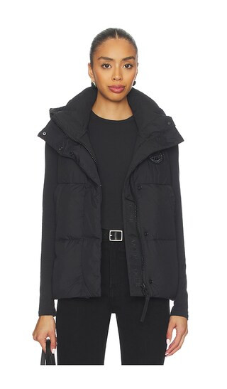 Junction Puffer Vest in Black | Revolve Clothing (Global)