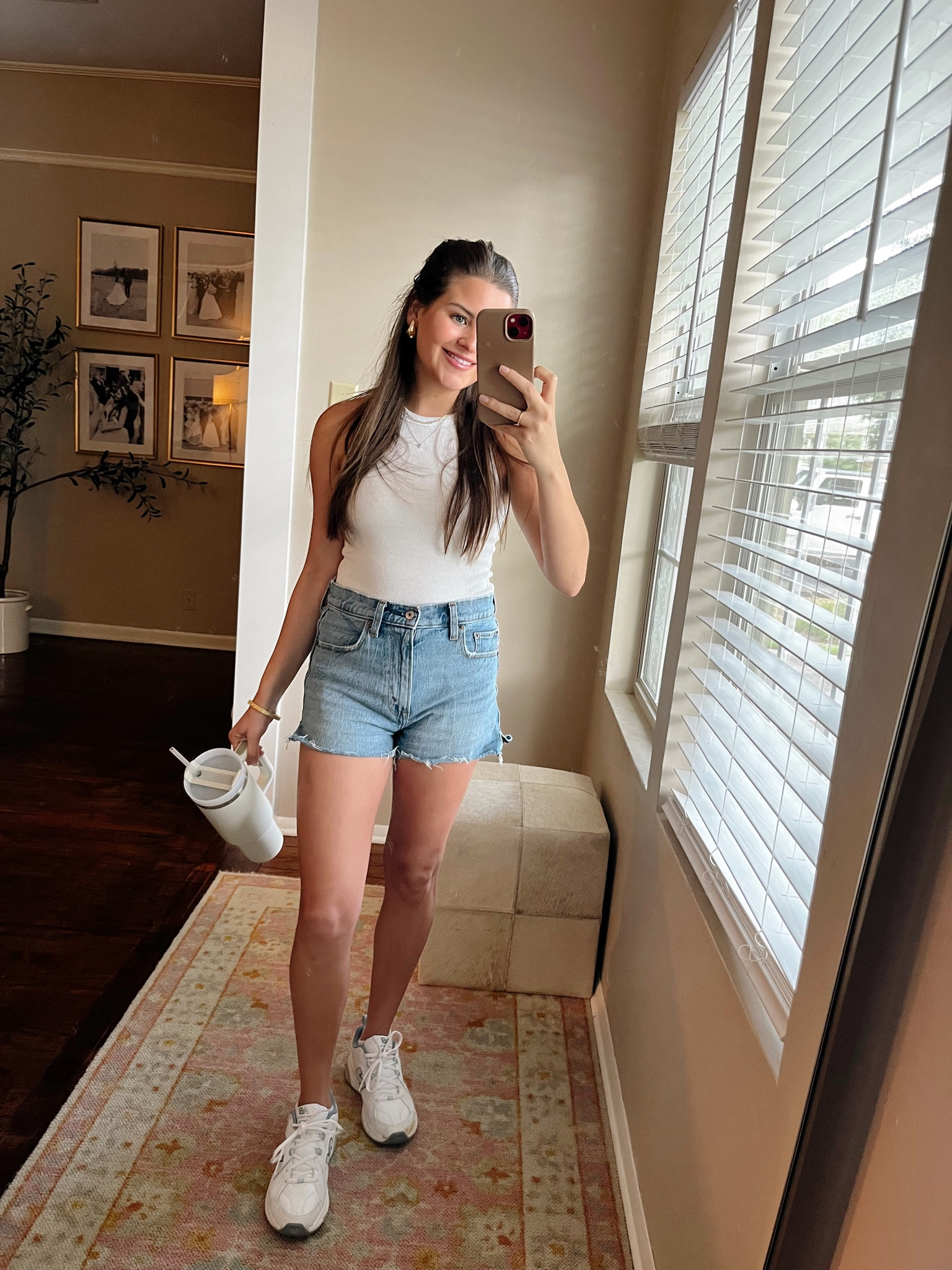 Friday ootd

White ribbed tank, denim shorts, Abercrombie, curve love, sneakers, new balance, Stanley, tumbler, gold jewelry, summer style, simple style 

#LTKstyletip #LTKunder50