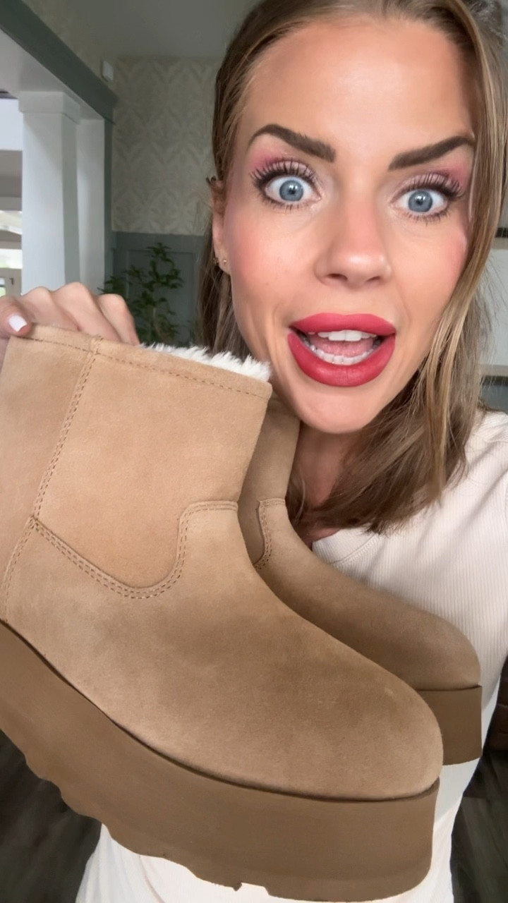 Walmart coming in hot AGAIN! Loving their fashion lately! These shoes are only $22.98 🤯
Comes in 7 colors! Order true to size! 

#LTKSeasonal #LTKFallSale