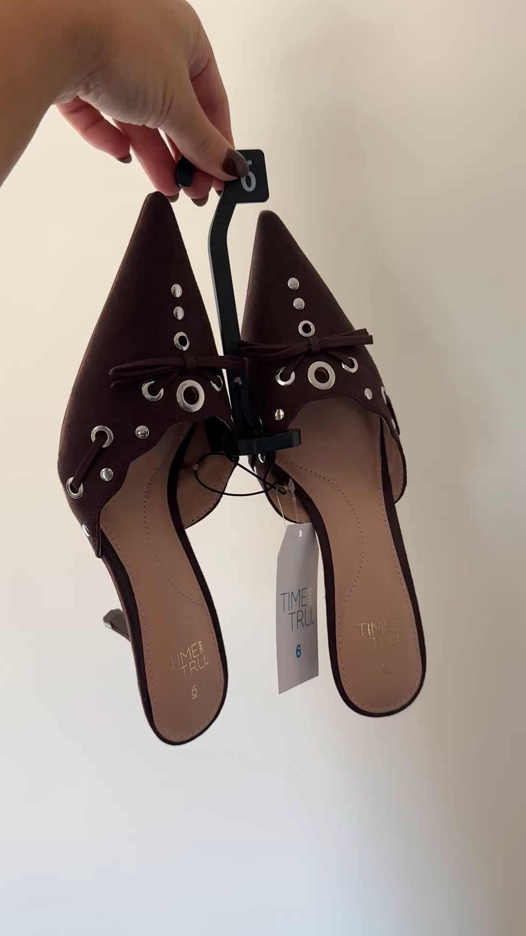 these rang up $15 from Walmart!!😍 how adorable are these!!

#LTKSeasonal #LTKShoeCrush #LTKStyleTip
