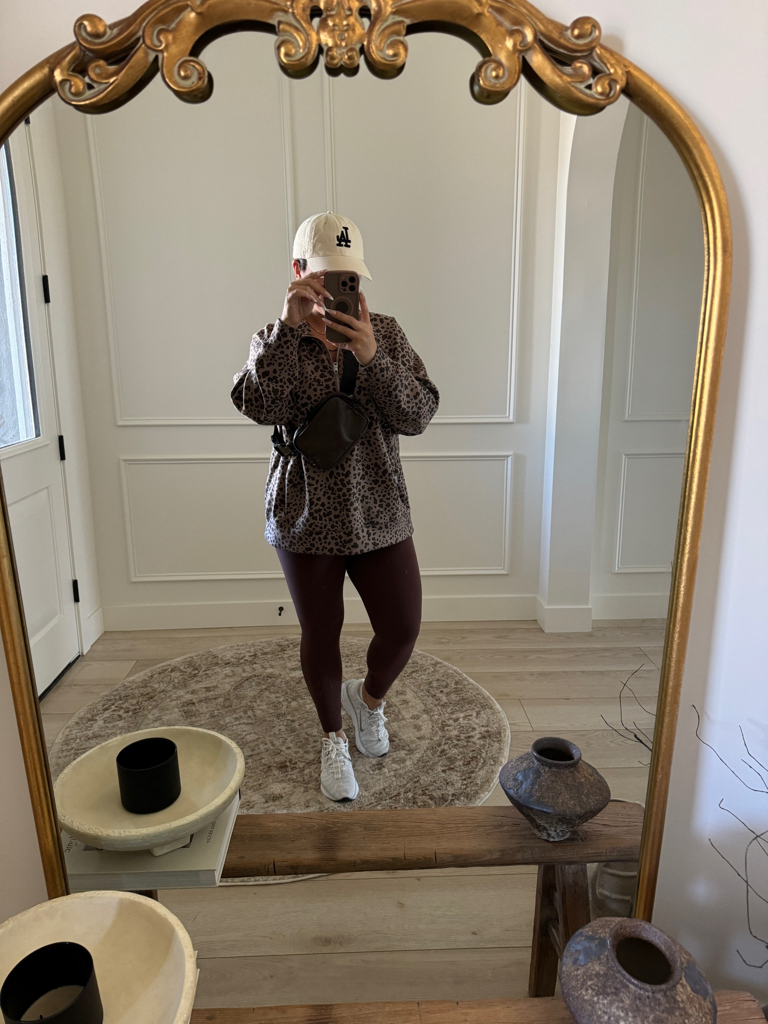 Top xl 
Leggings L 
Sneakers 10.5 TTS but if between sizes go up 1/2 size 


#LTKActive #LTKFindsUnder100 #LTKFindsUnder50