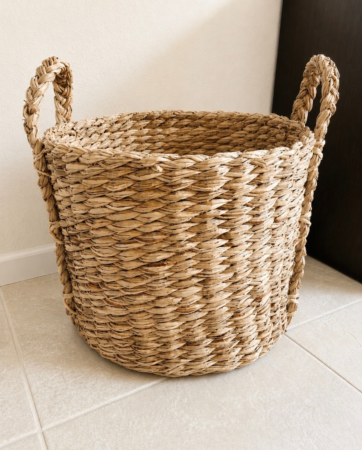 🧺 rare basket find — still sold out online but currently in most stores 🙌

if you’ve been looking for good large neutral storage basket, I’d grab these while you can because they usually go fast

see this one plus more of my favorite baskets + storage finds at all price points ✨

#LTKMothersDay #LTKmomlife #LTKmorningroutine