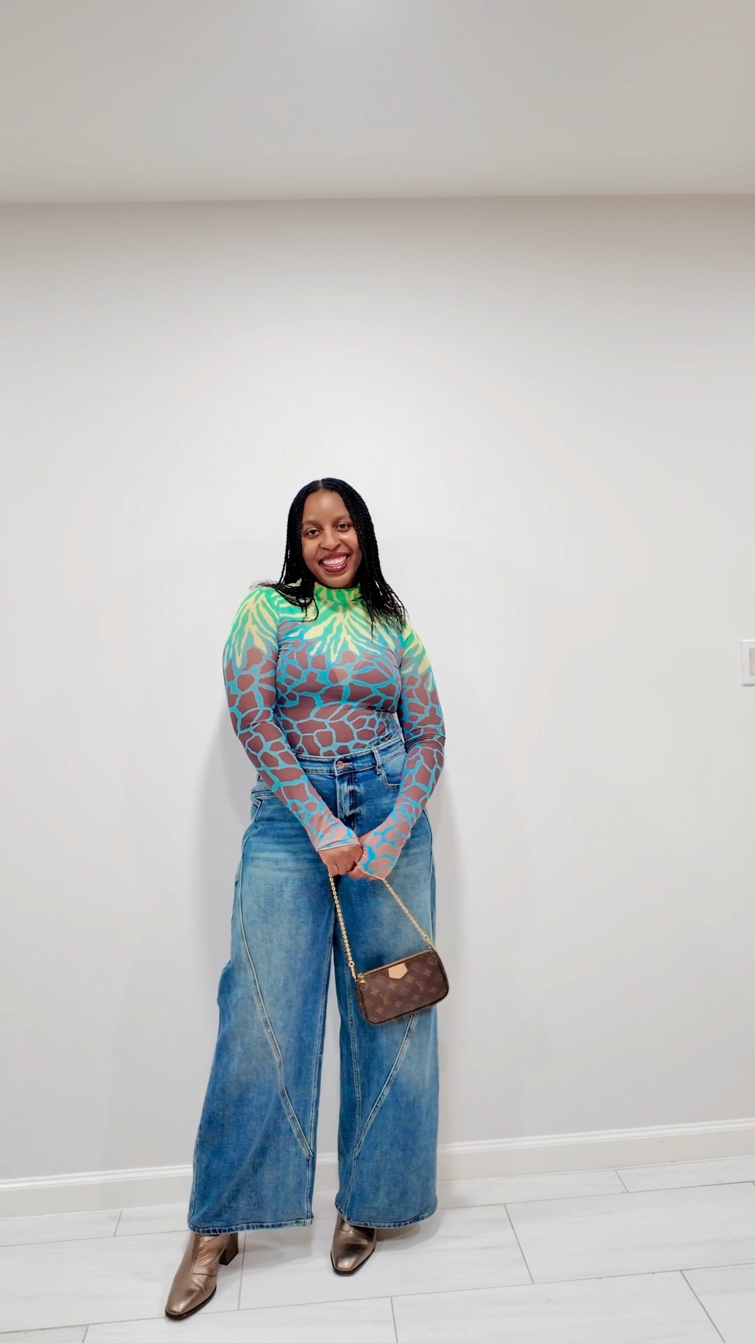 This was such a fun and comfortable date night outfit! This AFRM zadie top is old so I linked one that I love that’s currently in stock along with some of my favorite wide leg denim!

#LTKMidsize #LTKSaleAlert #LTKootd