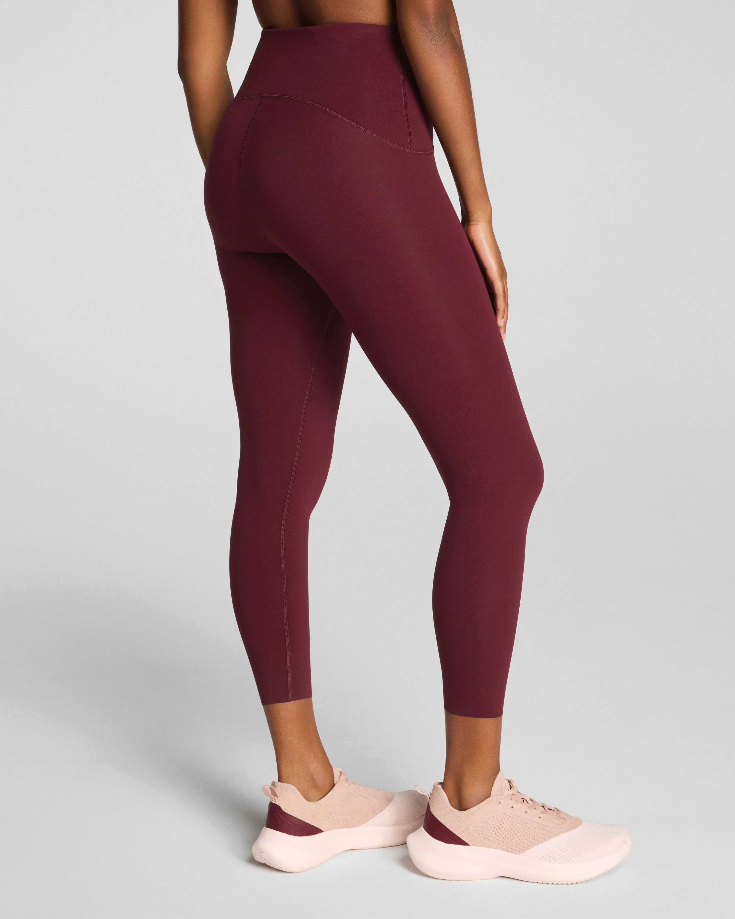 SPANXshape™ Booty Boost®7/8 Leggings | Spanx