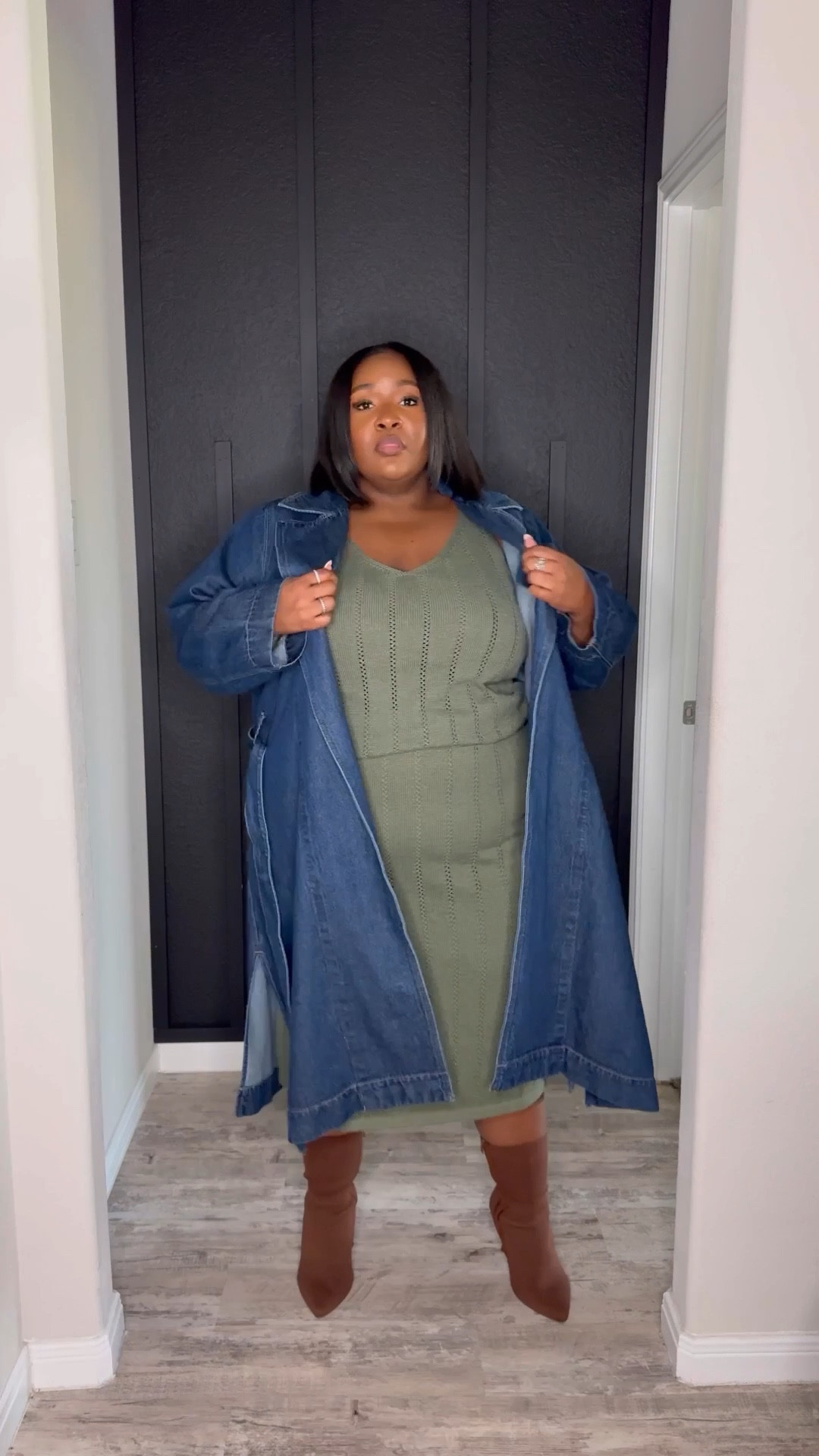Plus size denim coat is 50% off! Runs tts. I’m 5’6 for height reference.

Plus size coats. Trench coat. Fall
Outfits. Outerwear. Women’s fashion. Plus size fashionn

#LTKSaleAlert #LTKFindsUnder100 #LTKPlusSize
