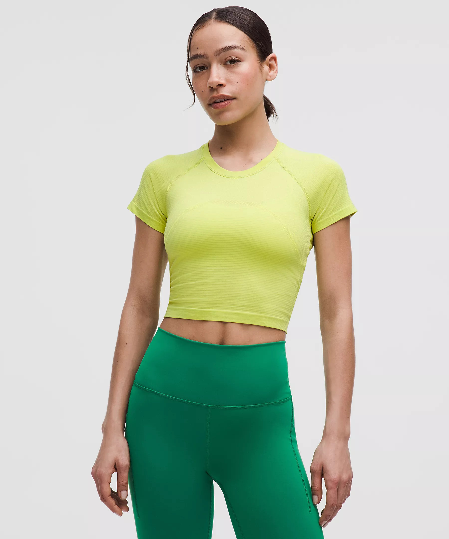 Swiftly Tech Cropped Short-Sleeve Shirt 2.0 | Women's Short Sleeve Shirts & Tee's | lululemon | Lululemon (US)