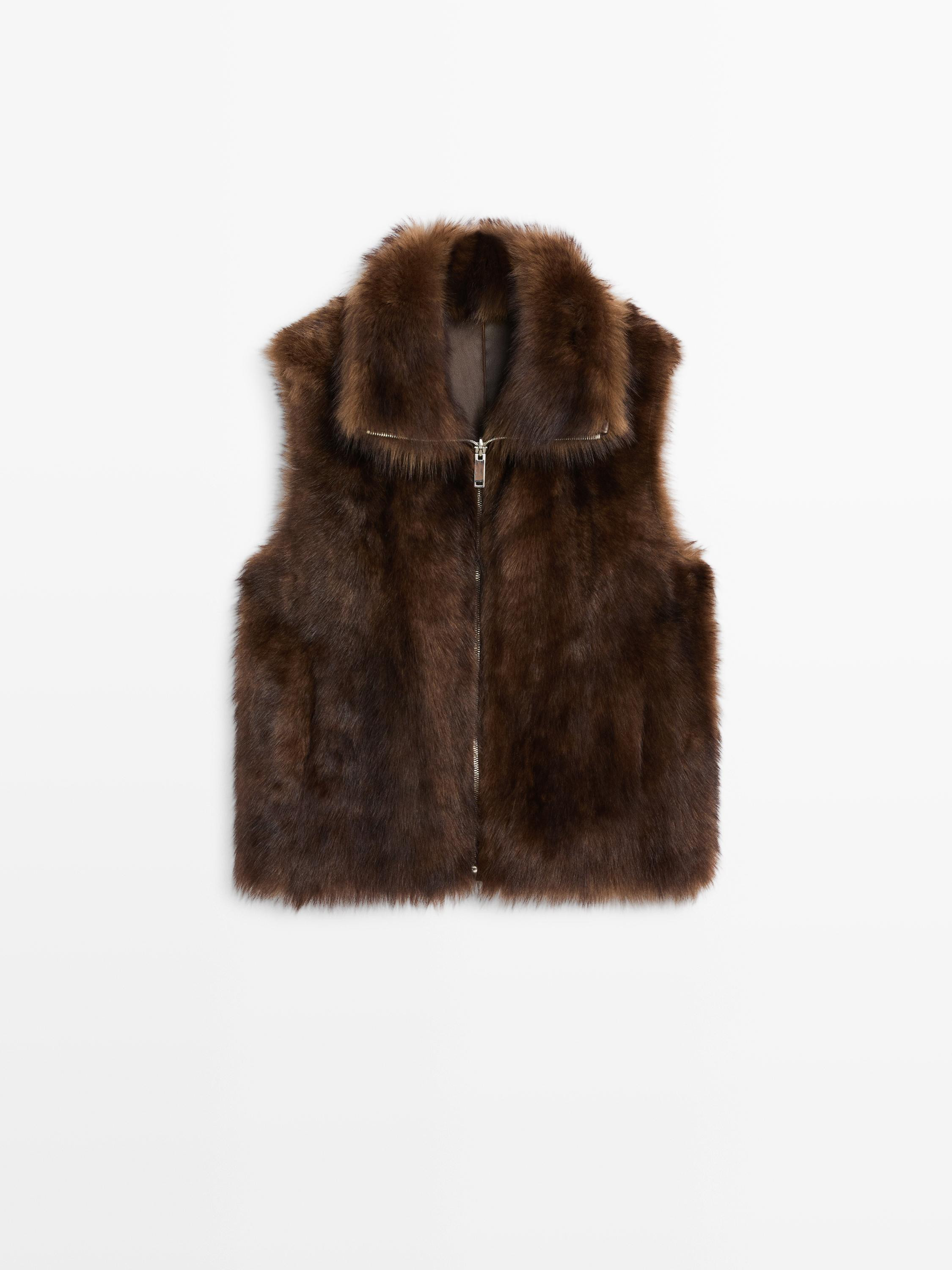 Leather high-neck waistcoat with fur | Massimo Dutti UK