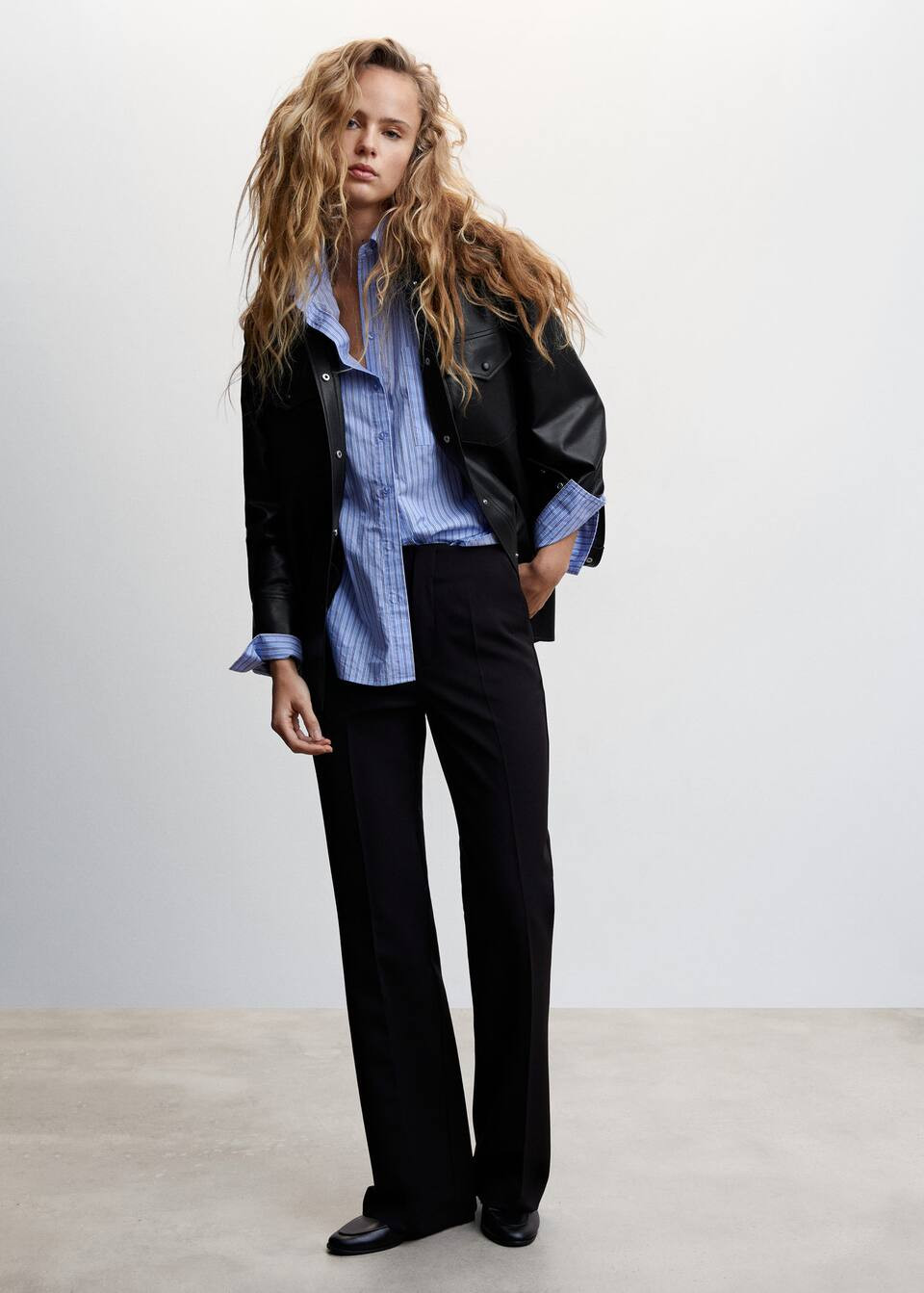 Surchemise similicuir -  Femme | Mango France | MANGO (FR)