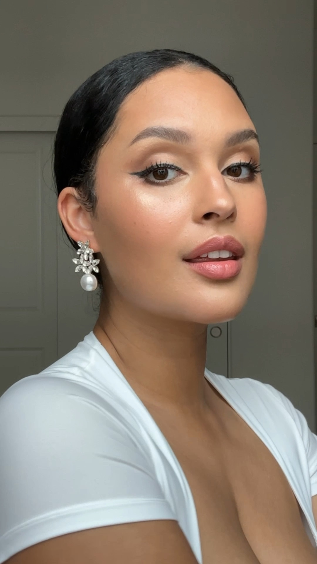 simple glam makeup for my 8 year anniversary 🤍✨

#LTKVideo #LTKbeauty #LTKxSephora