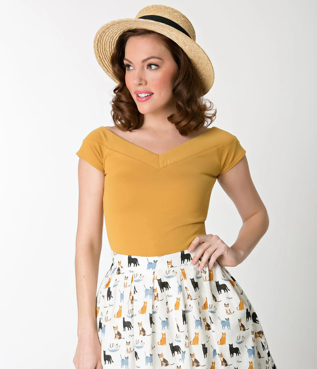 Straw & Black Ribbon Boater Hat | UniqueVintage