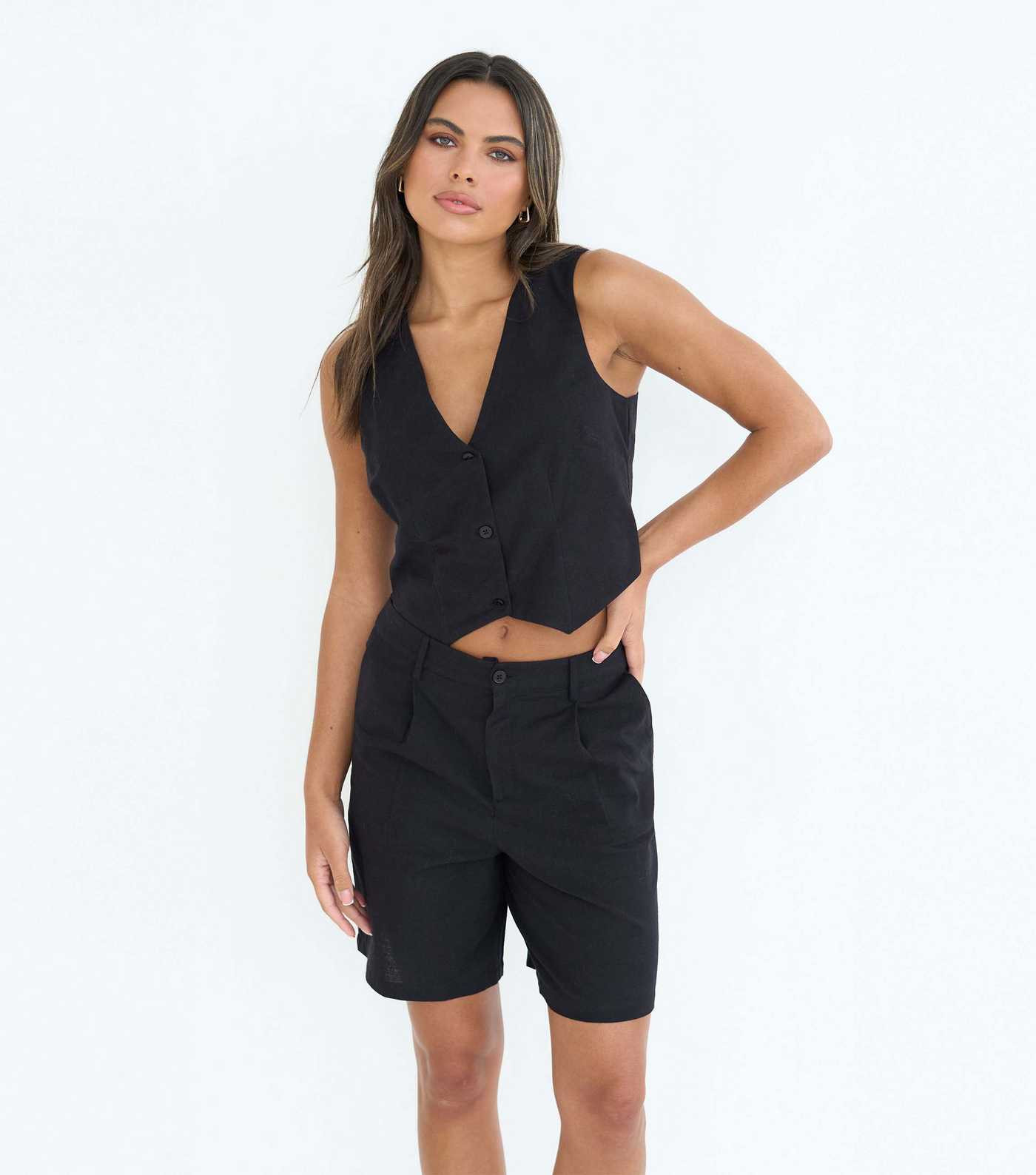 Urban Bliss Black Cotton Blend Shorts | New Look | New Look (UK)