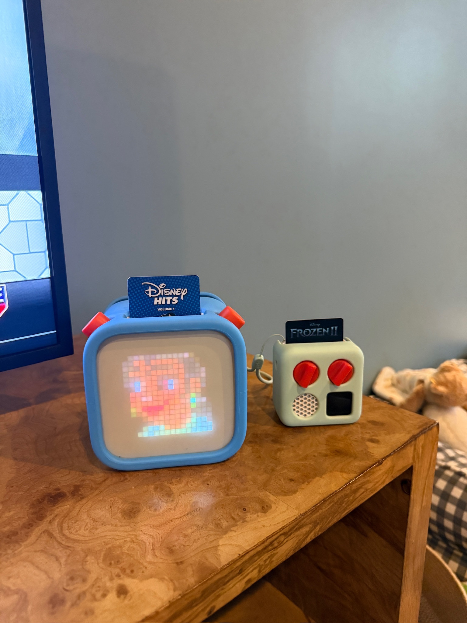 My kids love listening to their Yoto Mini Players! 🎶📖

disney stories, screen free, audio cards, bedtime stories, Yoto Mini, amazon, amazon finds, amazon kids, boy mom, grace white