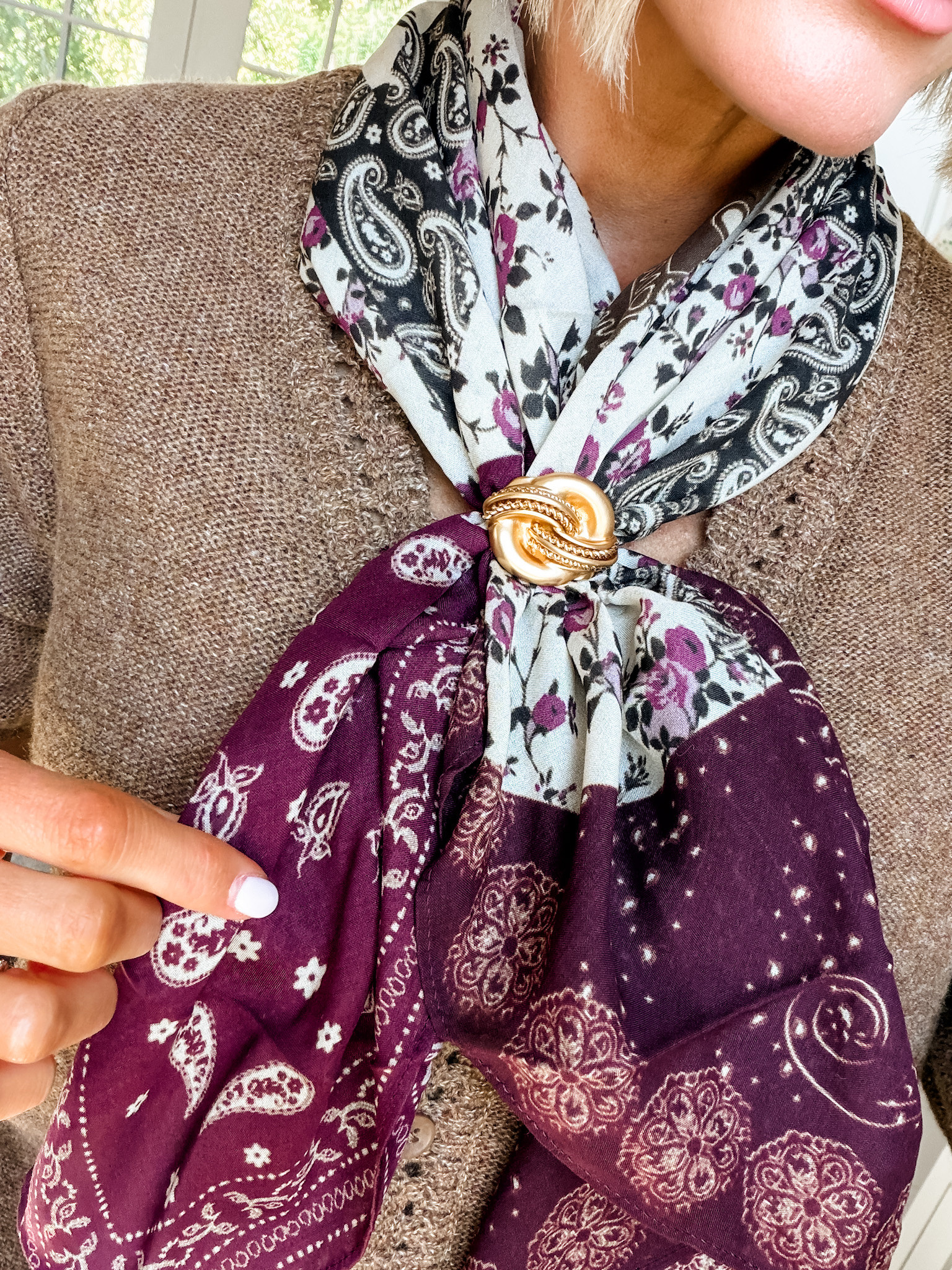 A scarf with a scarf ring is a great way to maximize the ways you can style them! Seriously the must have accessory- you can use them in your hair, as a necklace, or even around your waist as a belt!

Loverly grey, patterned burgundy olive scarf, target fall accessories, how to style scarf bandana 

 #LTKSeasonal