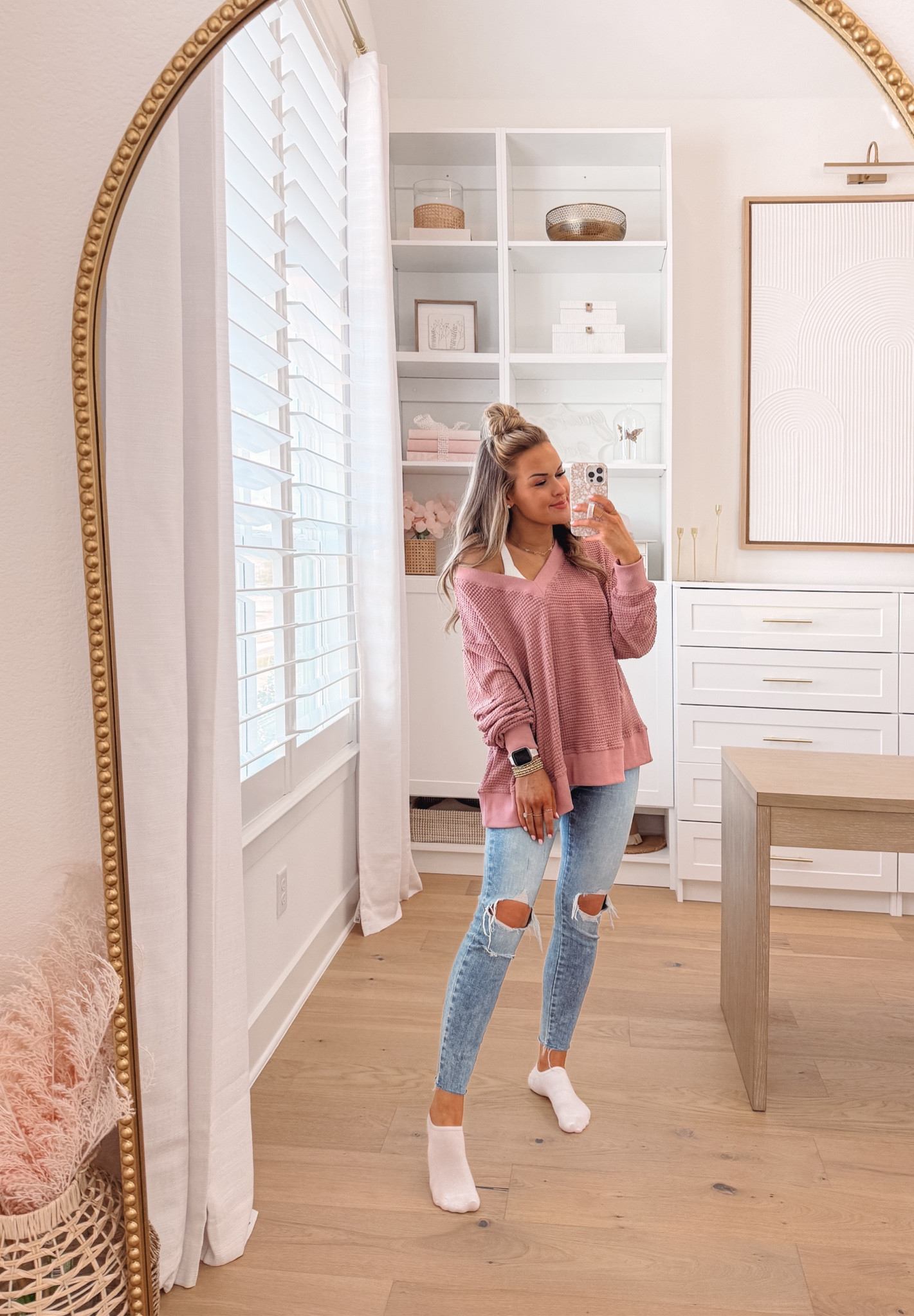 Comfy casual 🎀✨

#LTKFindsUnder100 #LTKStyleTip #LTKHome