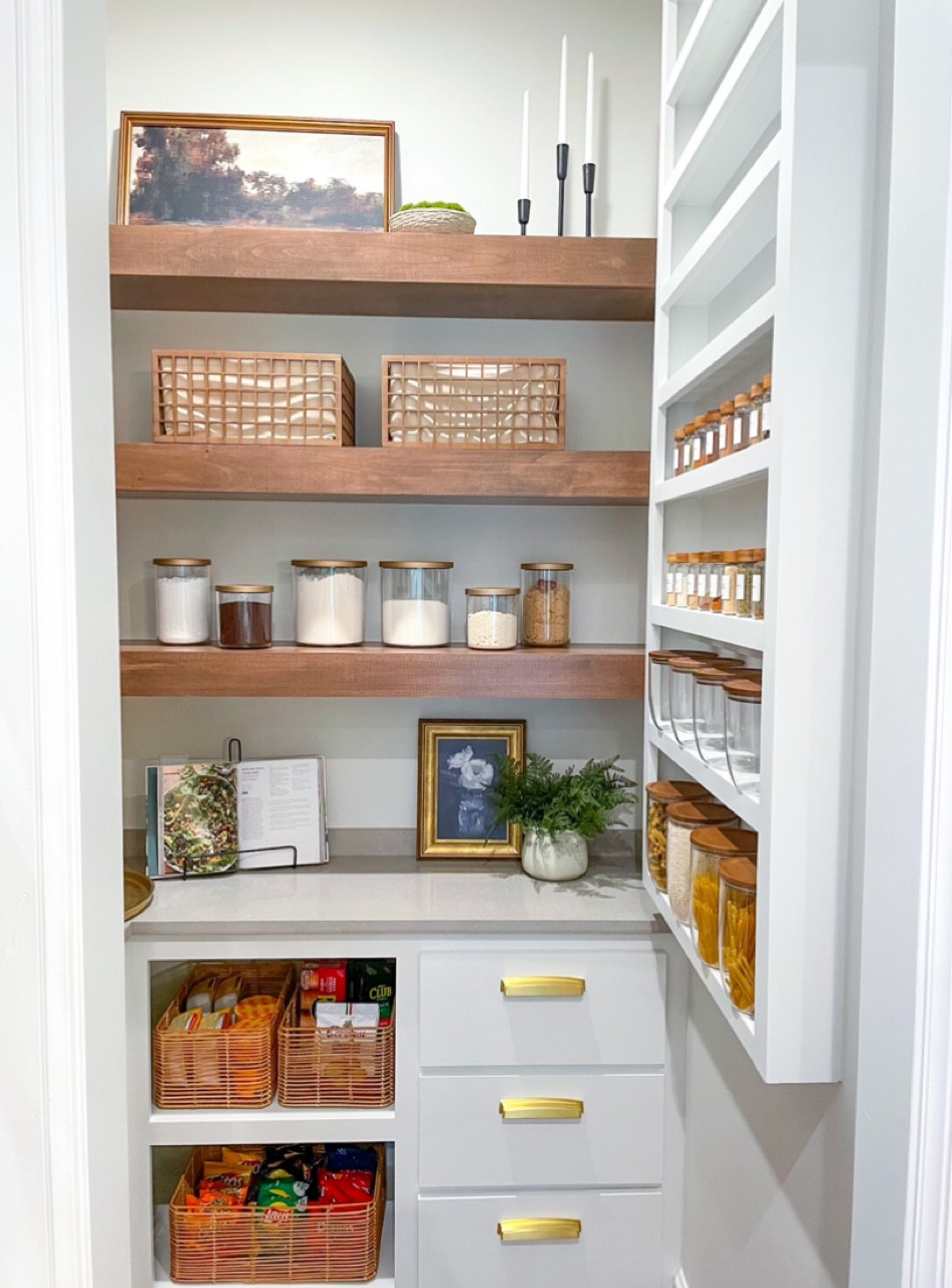 Pantry Organization

Canisters  Bins Organized Organizer Organizing Kitchen

#LTKhome #LTKunder100 #LTKFind