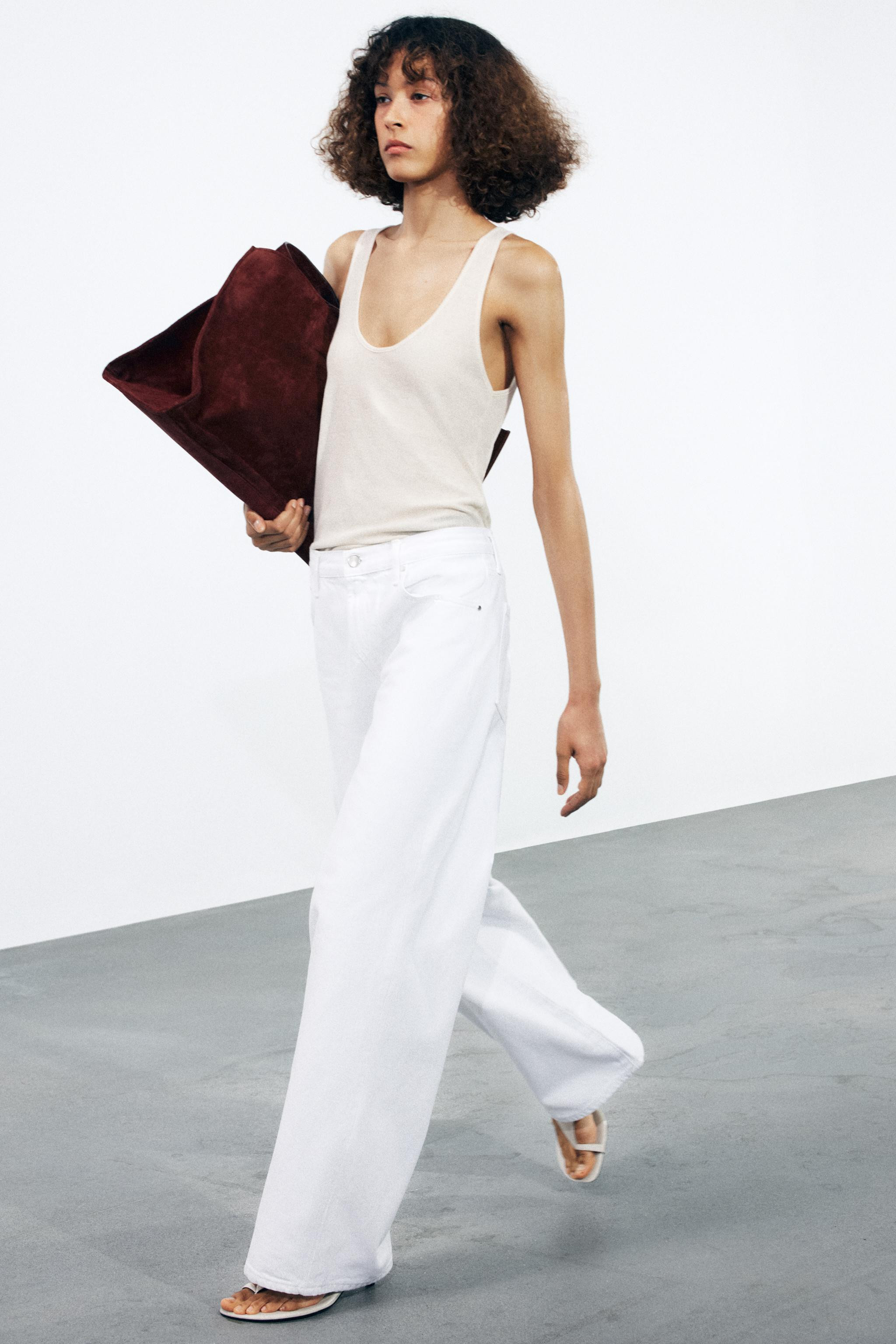 ZW COLLECTION WIDE LEG LOW-RISE JEANS | Zara US
