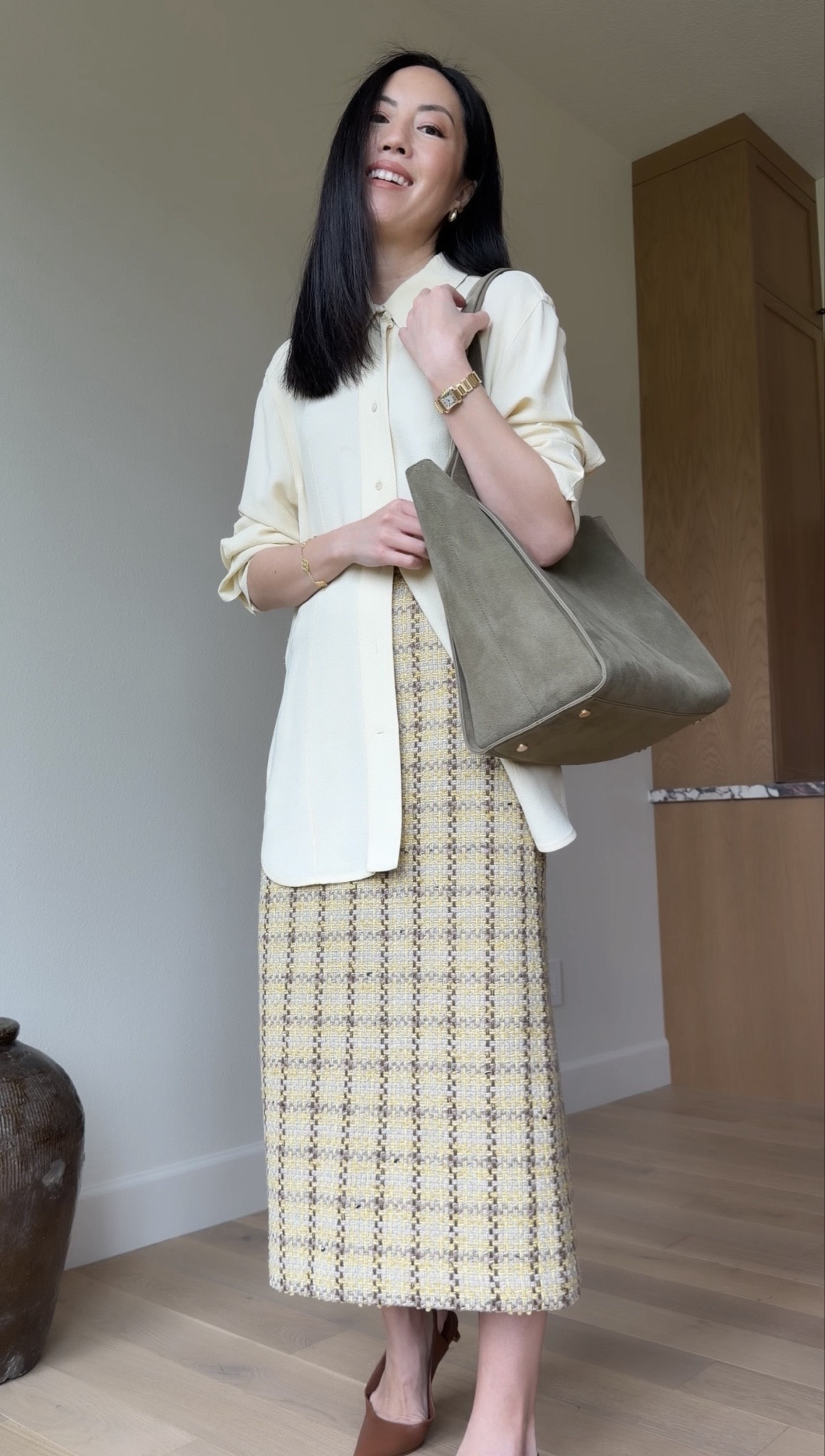 Suede work tote and outfit details linked here

#classicstyle
#springoutfit
#officeoutfit
#longskirt
#springstyle

#LTKSaleAlert #LTKgrwm #LTKSeasonal