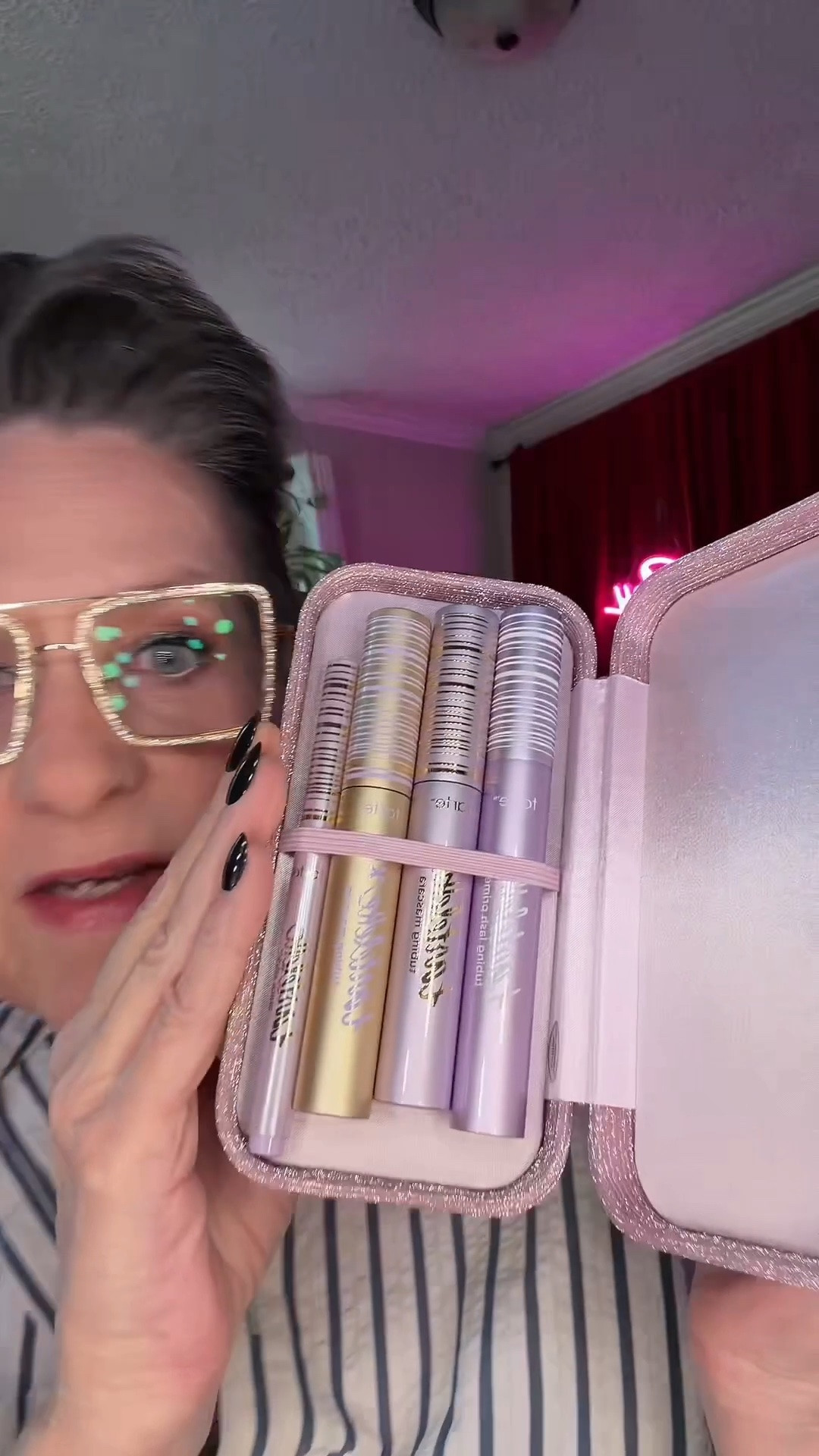 This bundle is not only epic, it’s gorgeous!

#LTKSeasonal #LTKOver40 #LTKBeauty