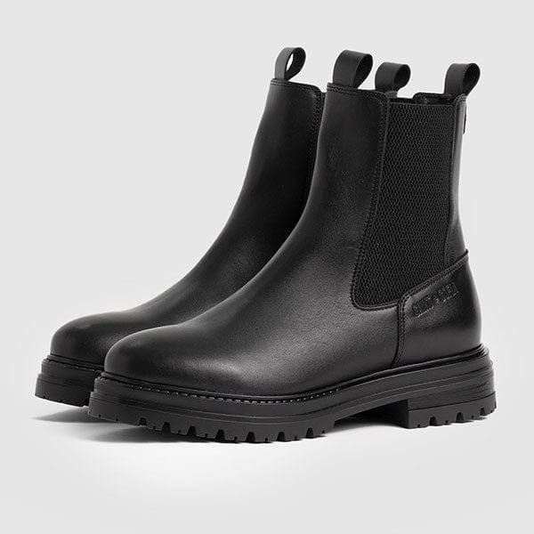 Carnaby Chelsea Boot - Black | Saint + Sofia