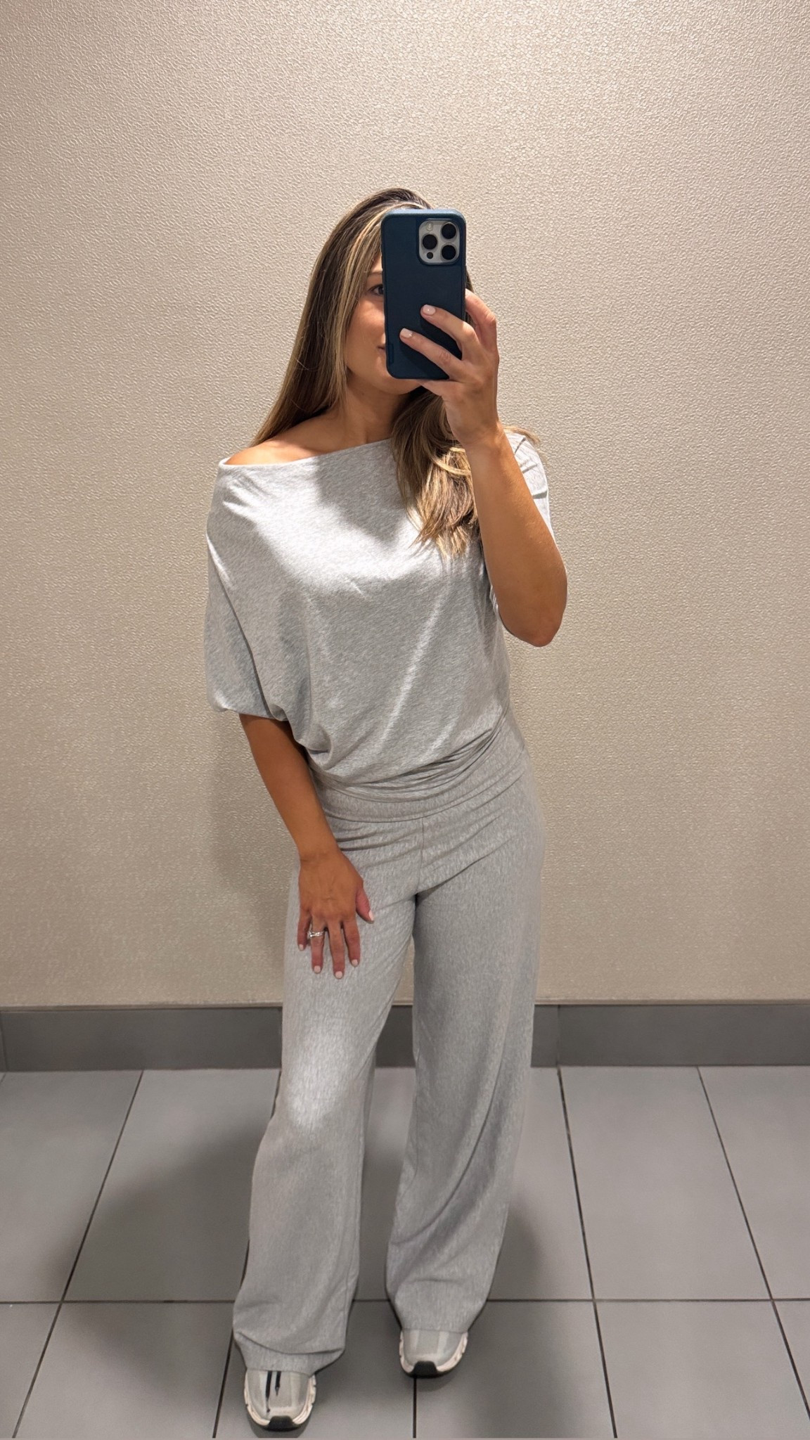 Perfect comfy set for travel by @kiyatomlin Love how long these pants are! I’m 5’8” for reference.

#LTKTravel #LTKTall