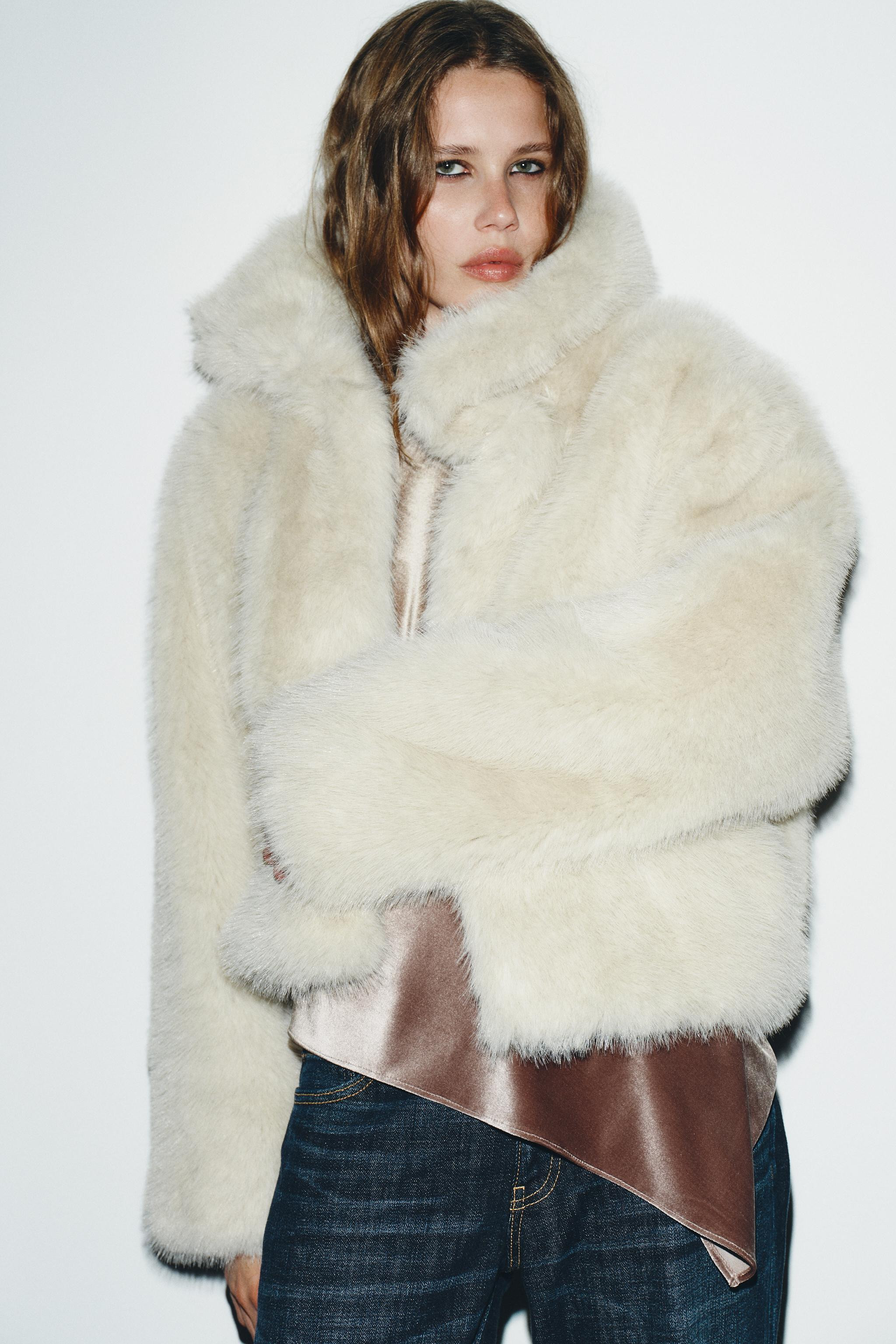 SHORT FAUX FUR COAT | Zara US