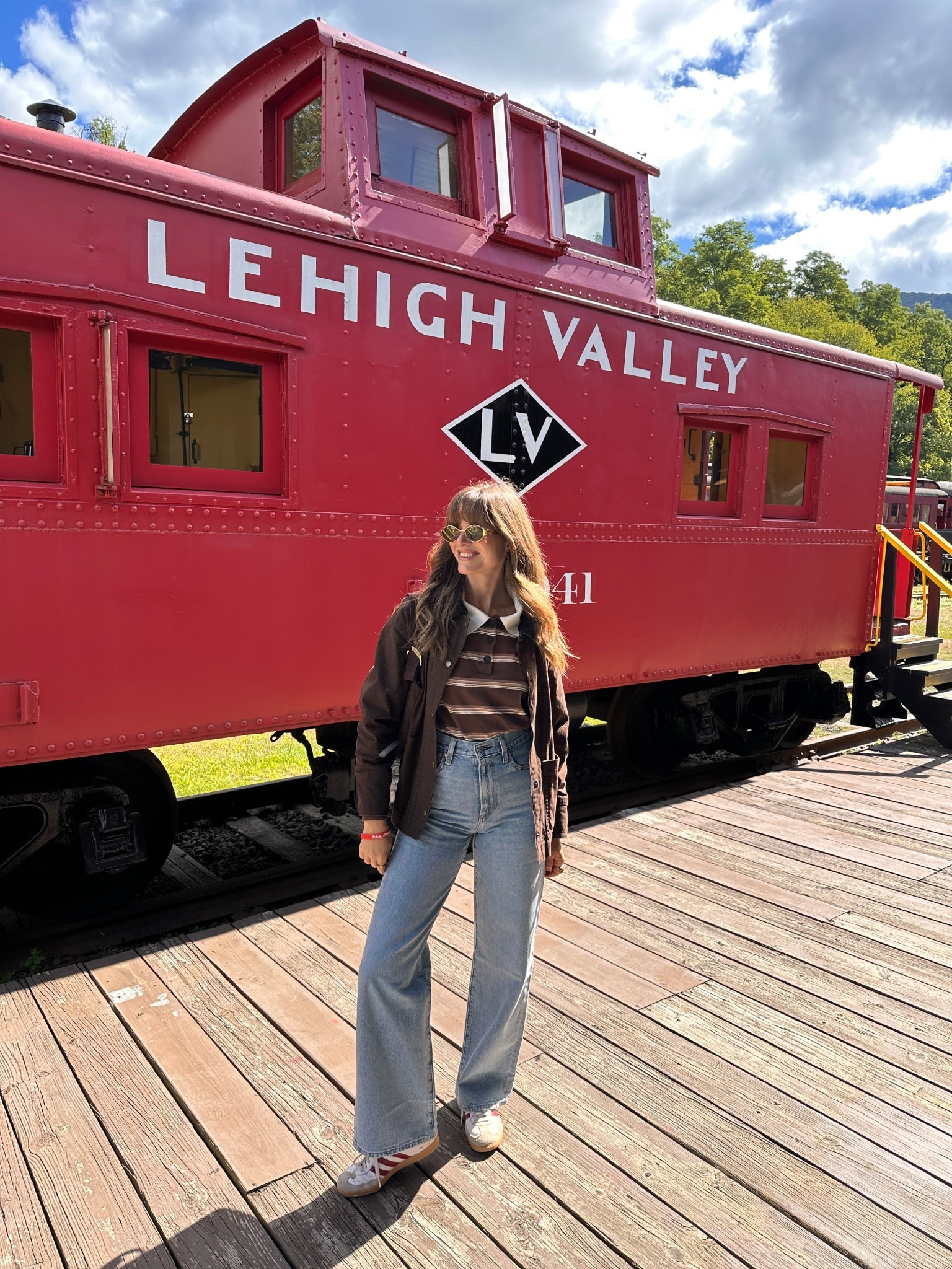 The best fall jeans 

#LTKFindsUnder100 #LTKSeasonal #LTKFindsUnder50