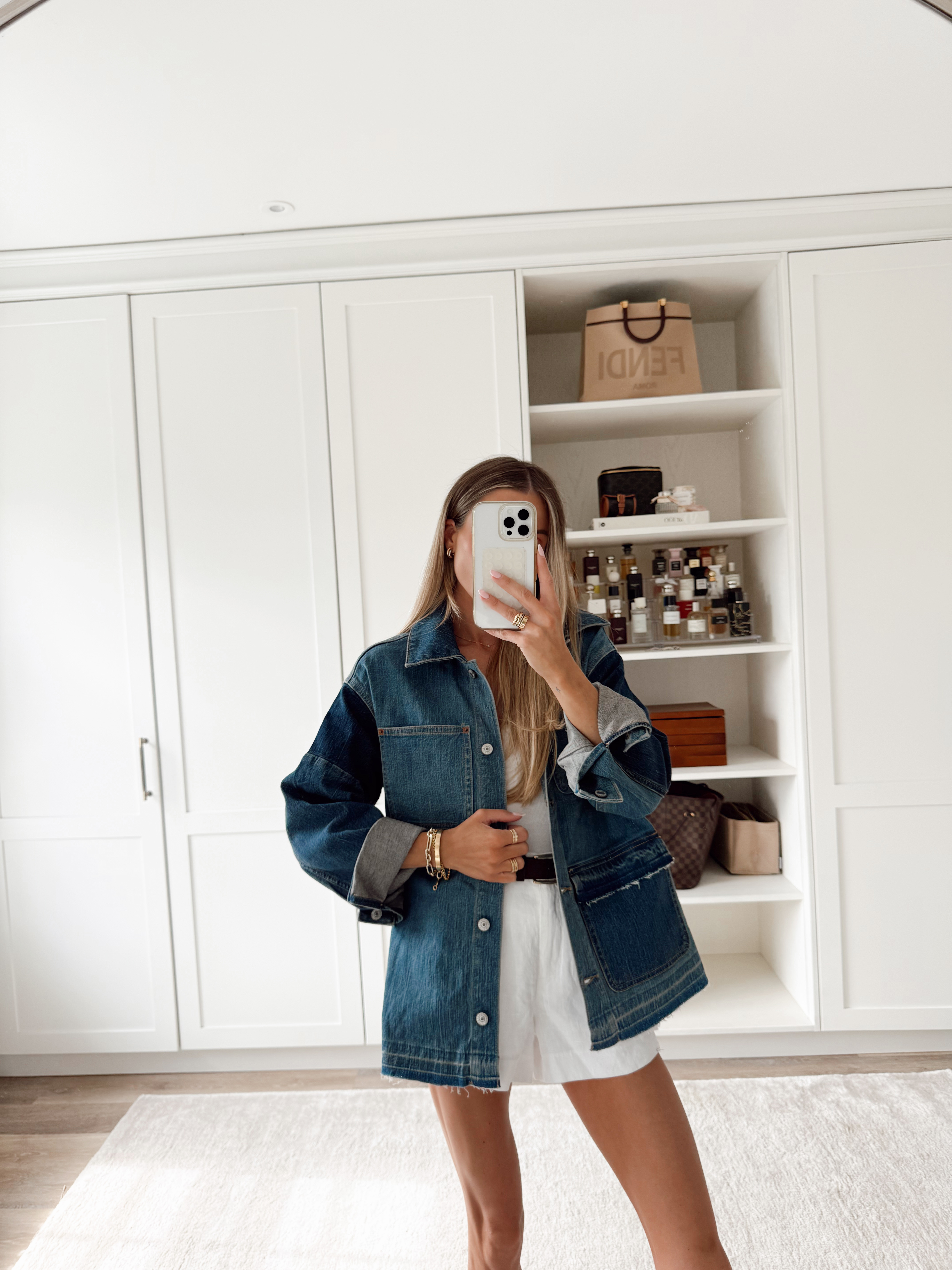 This denim jacket from Abercrombie is so fun - it has stitchwork details! 

abercrombie l tank l shorts l jean jacket  

 #LTKuk #LTKsummer